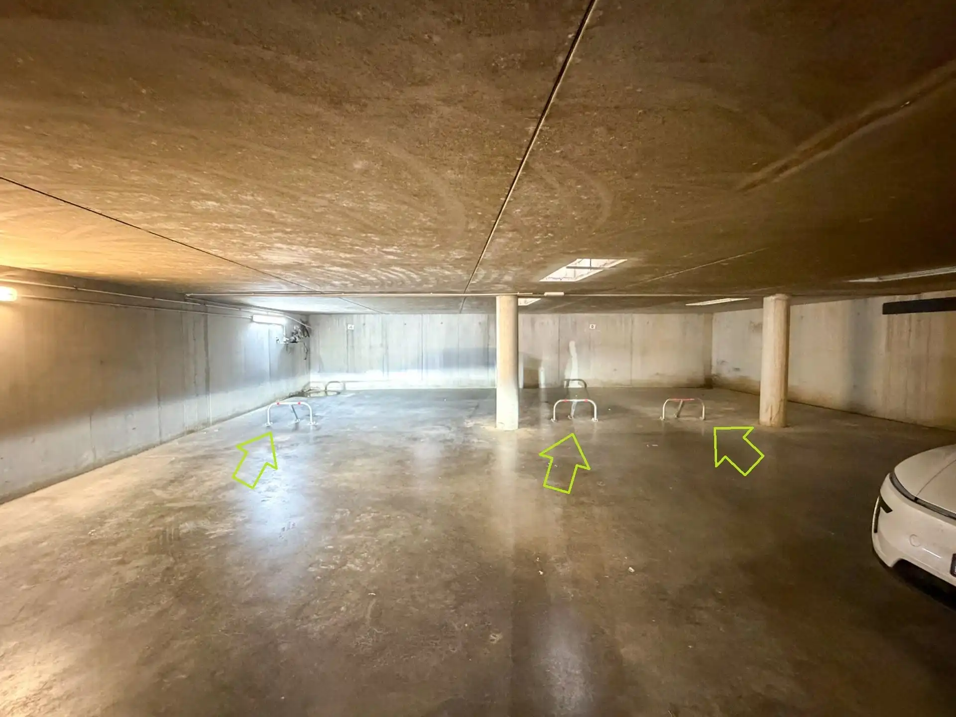 Garage foto 4