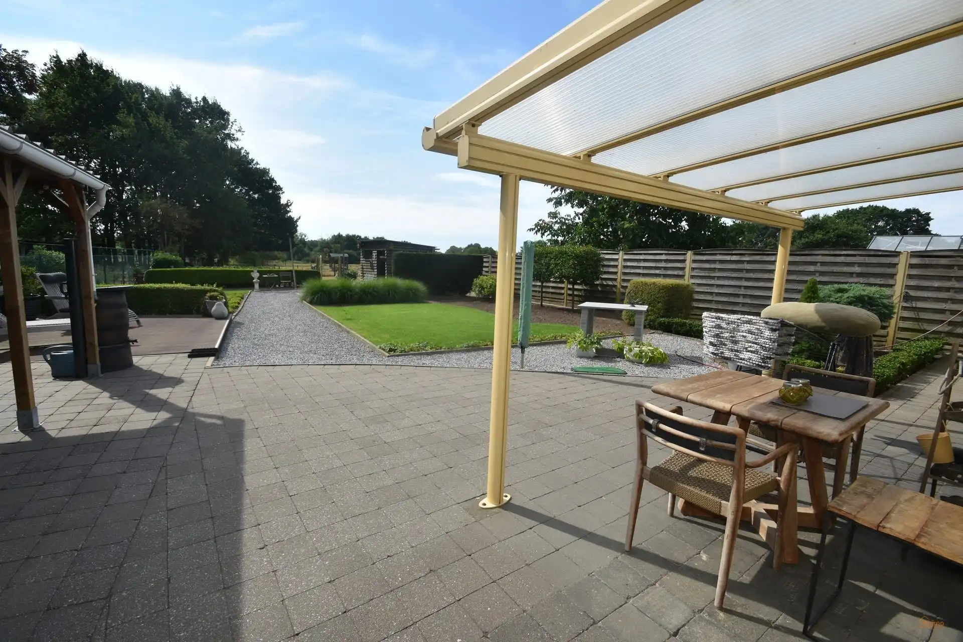 Gemengd gebouw foto 19