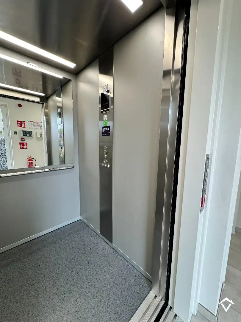 Appartement met 2 slaapkamers en garagebox te Westrozebeke foto 13