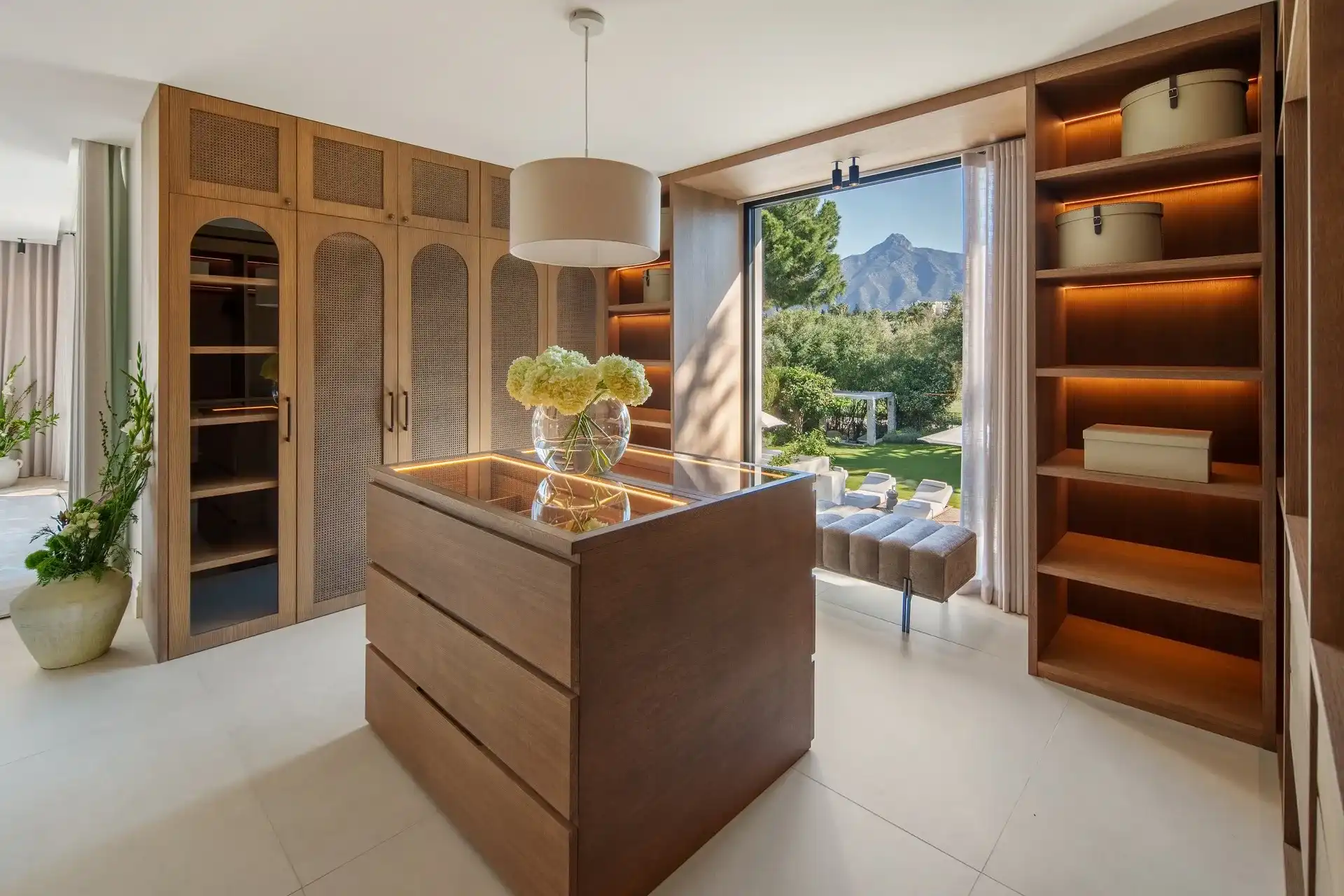 Exclusieve designvilla aan de frontlinie van Las Brisas Golf in Marbella foto 42