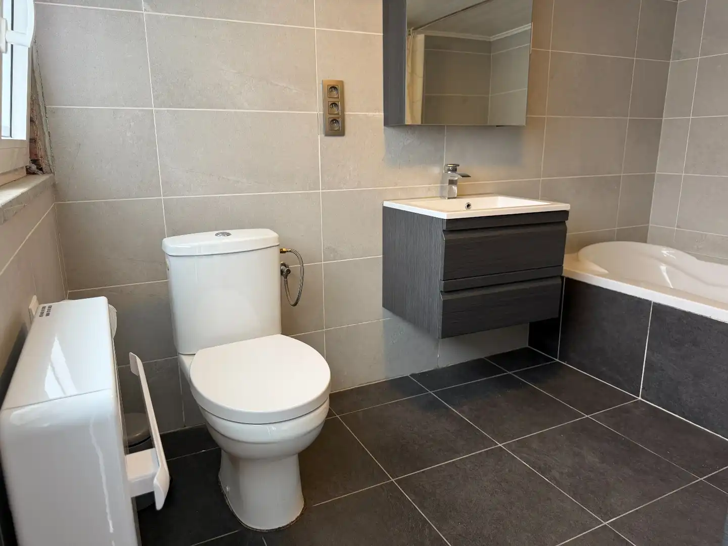 Te huur - woning met 3 slaapkamers te Merkem foto 9