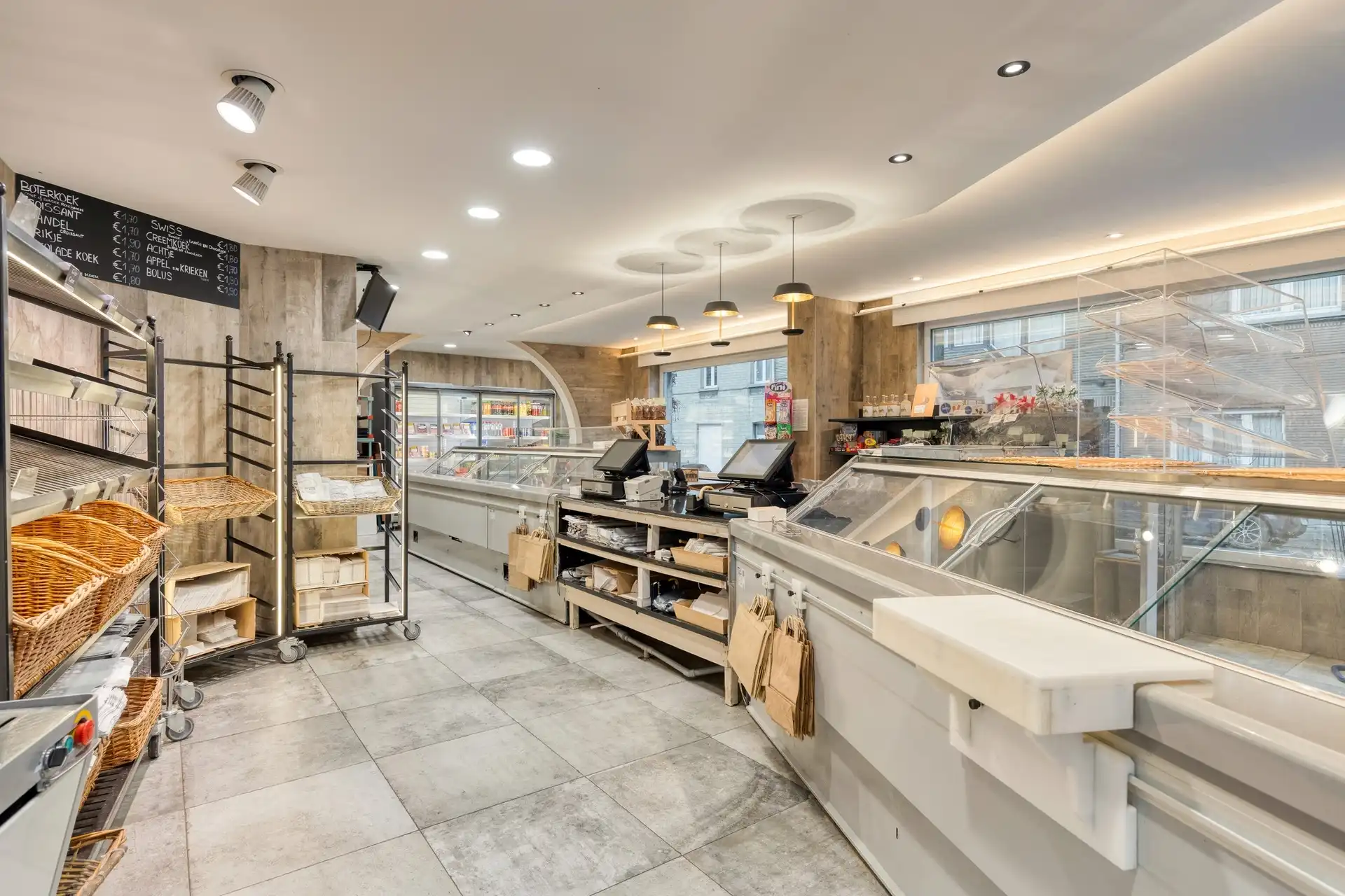 Veelzijdig handelspand met woonst te koop in Vilvoorde centrum foto 5