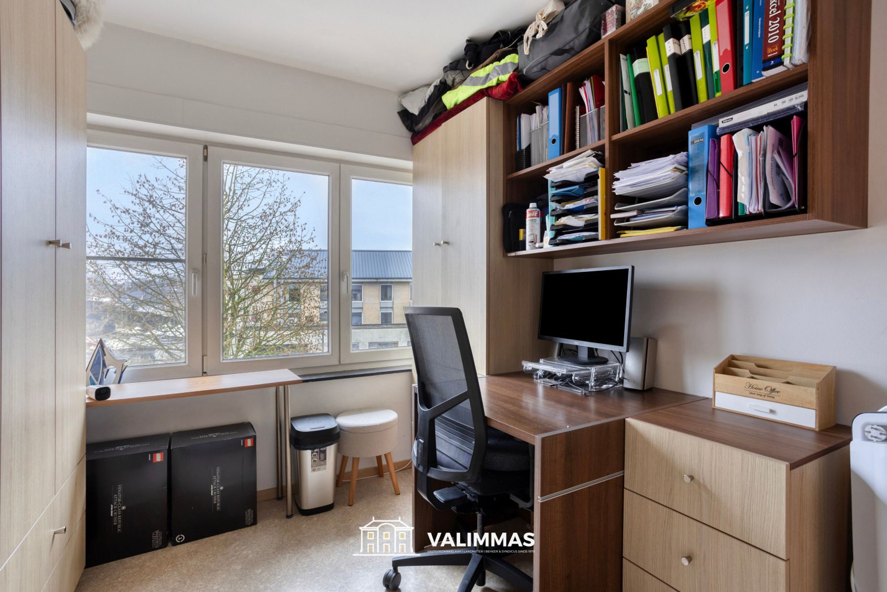 Energiezuinige driegevelwoning met garage en mooie tuin... foto 16