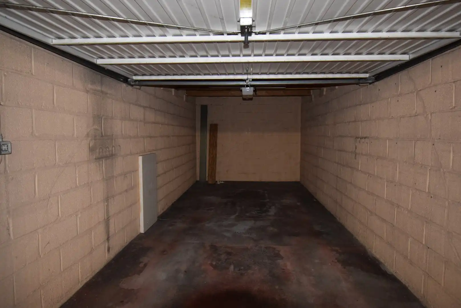 Garage foto 3