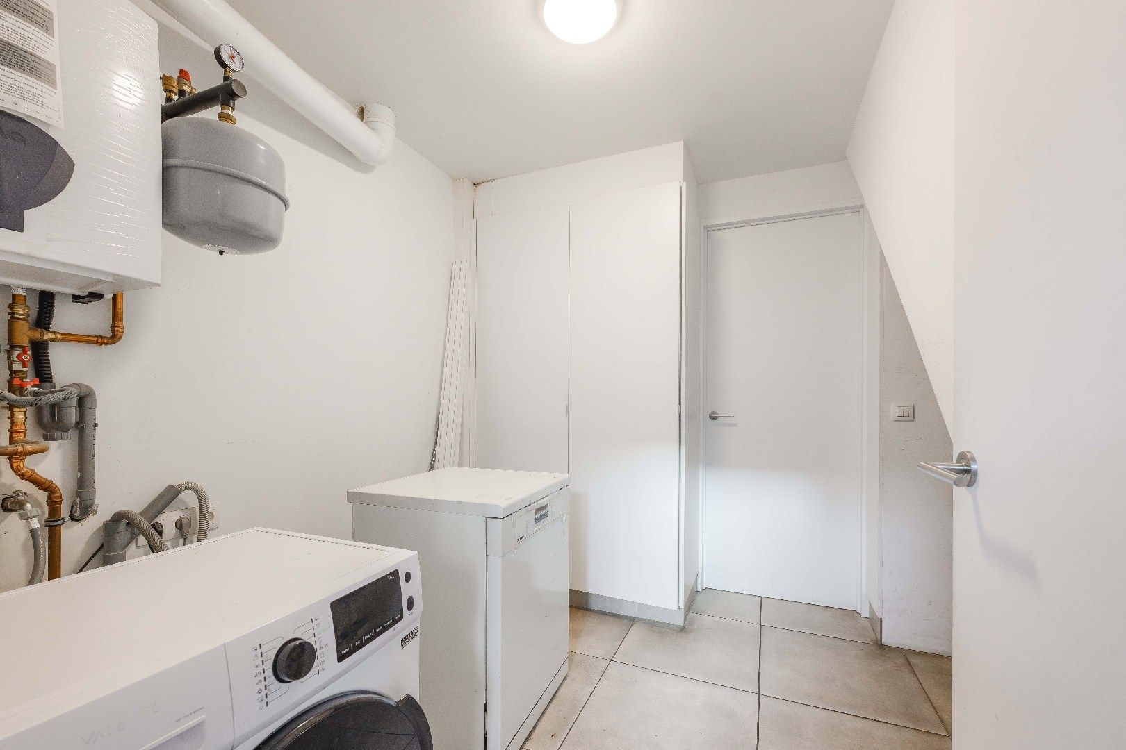 RECENT GERENOVEERDE ENERGIEZUINIGE GEZINSWONING OP TOPLOCATIE!! foto 5