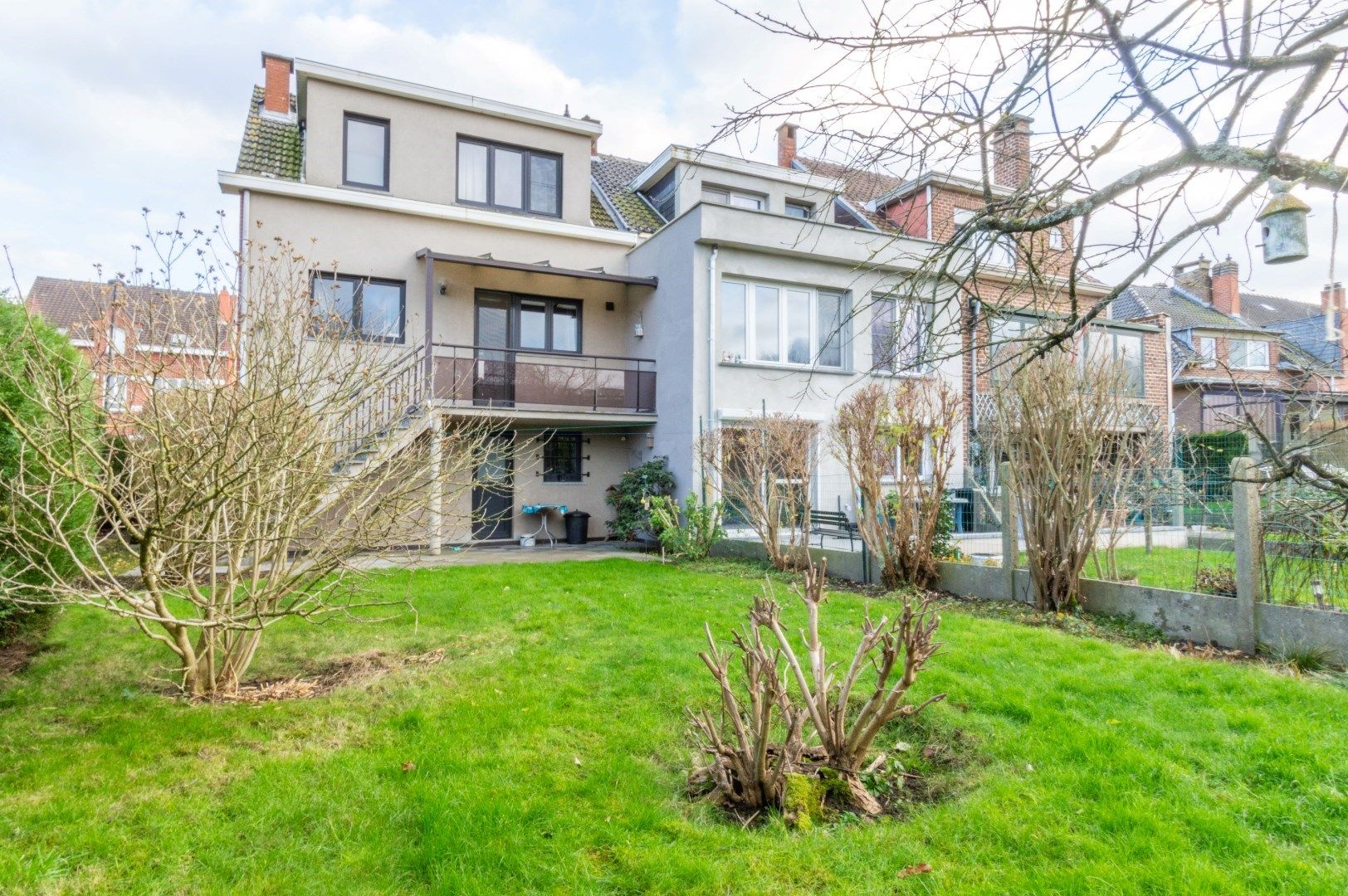 Solide en energiezuinige 3-gevel woning met aangename tuin! foto 6