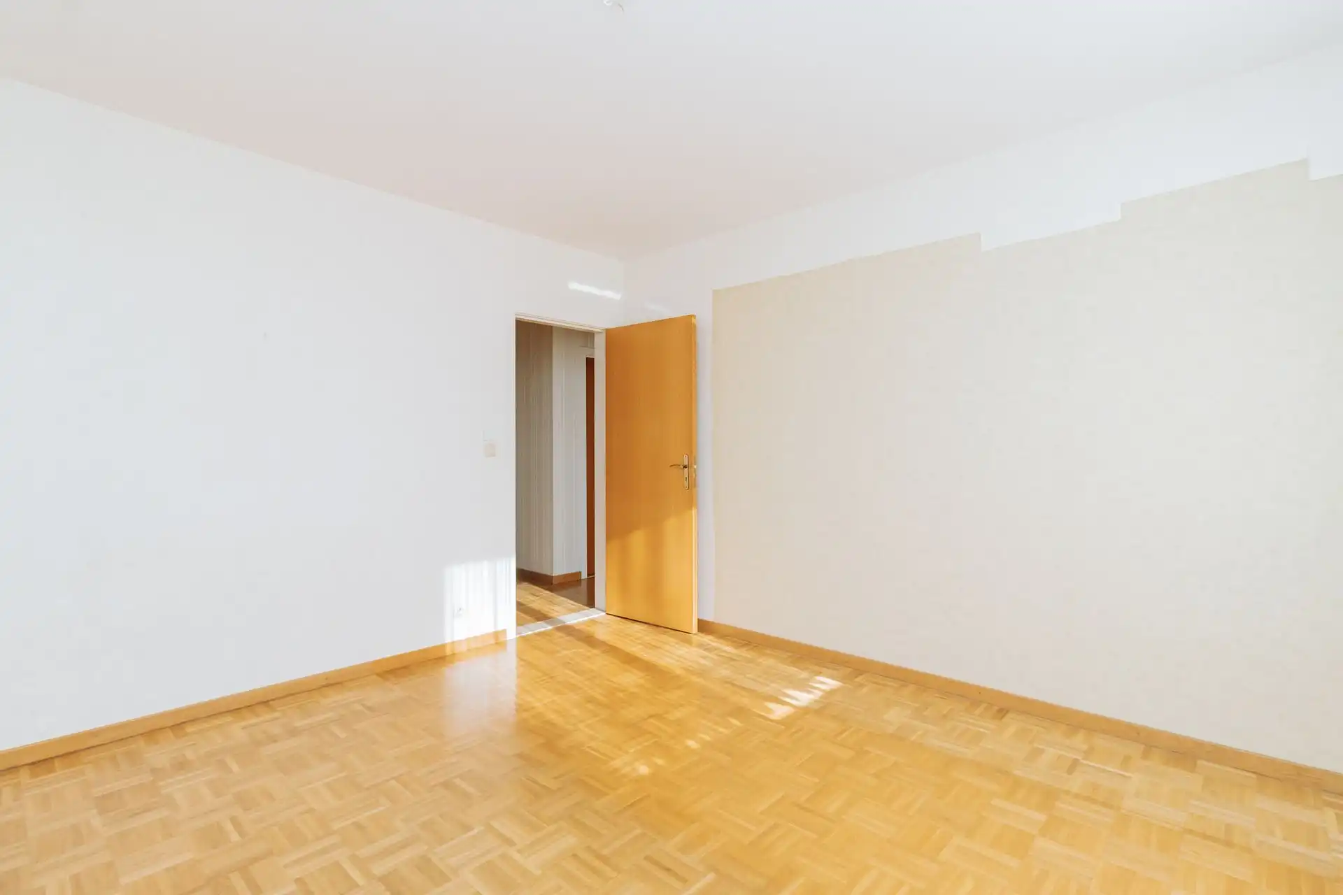 Lichtrijk twee slaapkamer appartement op gunstige locatie foto 9