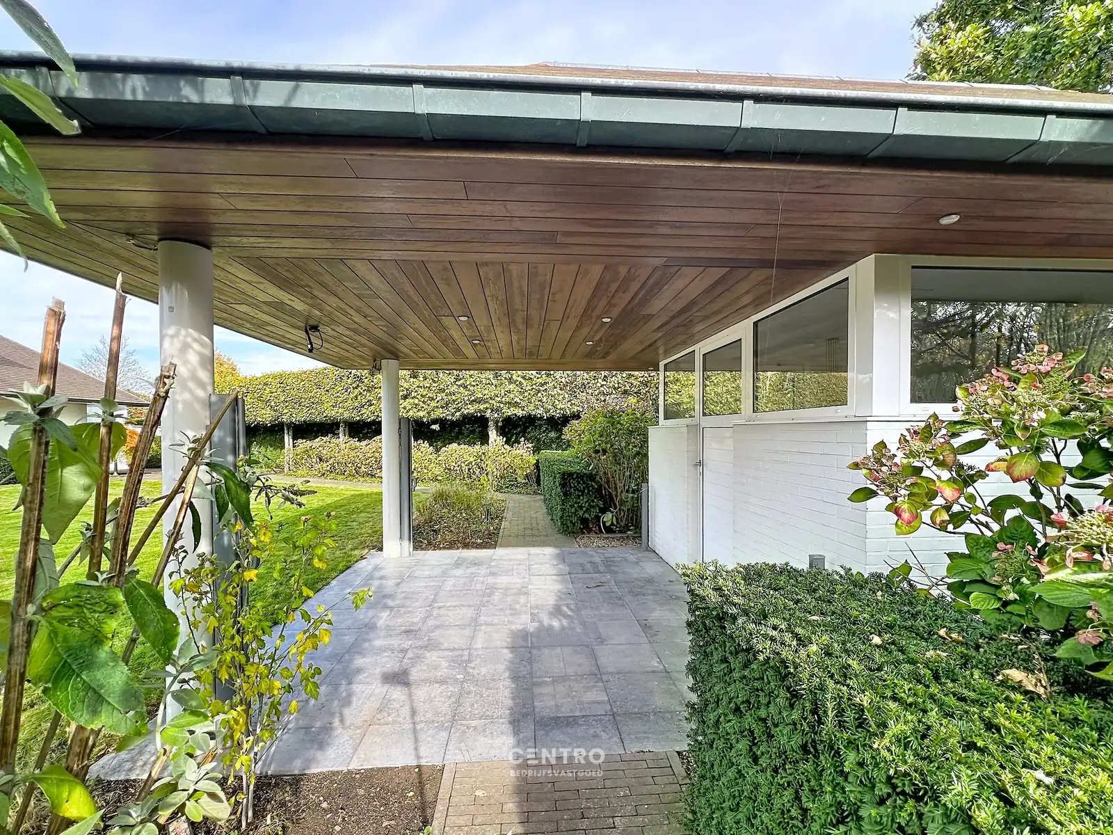 EXCLUSIEVE VILLA MET RUIME KANTOORVLEUGEL OP 1.191 M² – LUXE, RUIMTE EN VEELZIJDIGHEID! foto 38