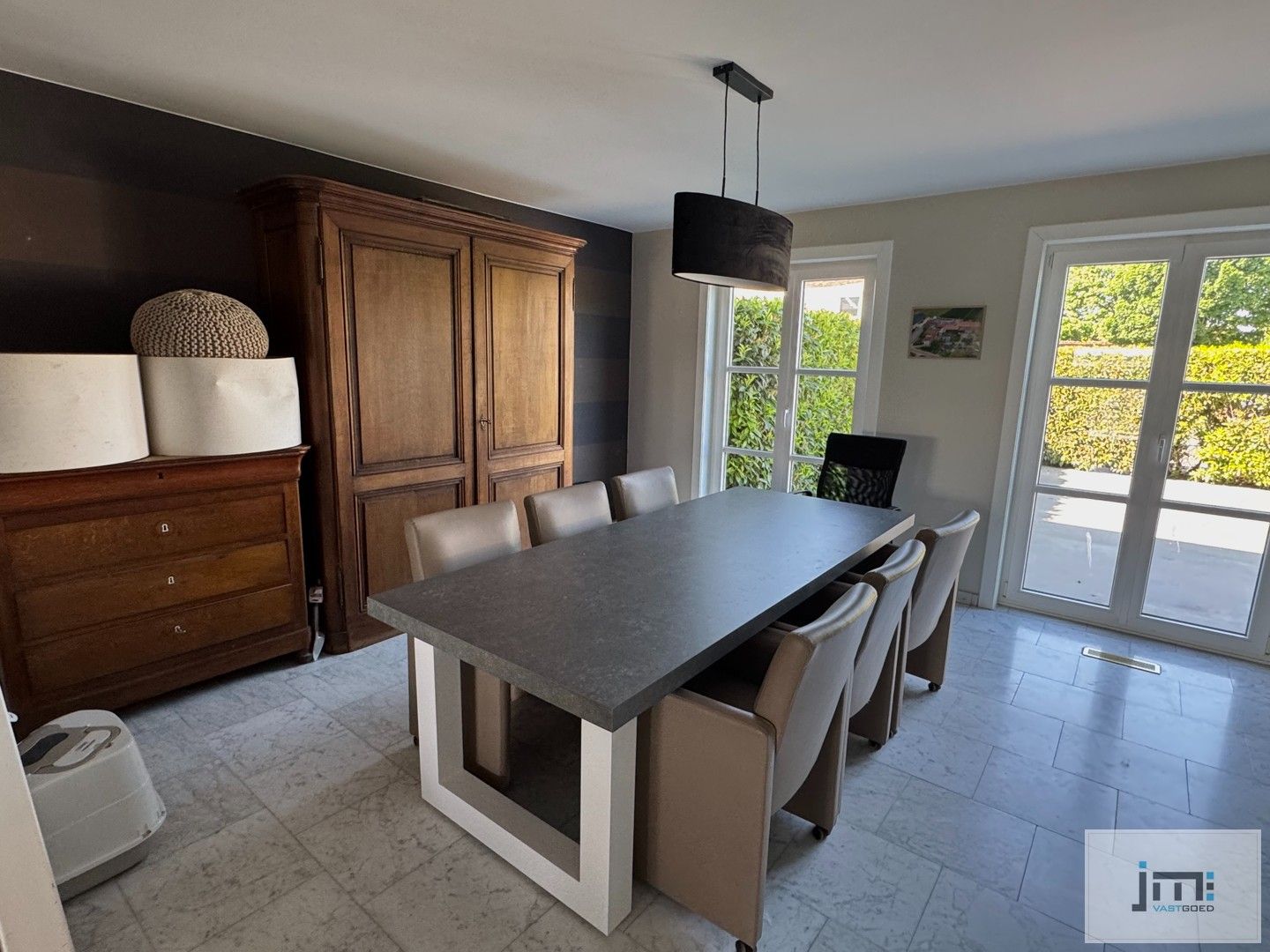 Goed onderhouden en ruime woning foto 4