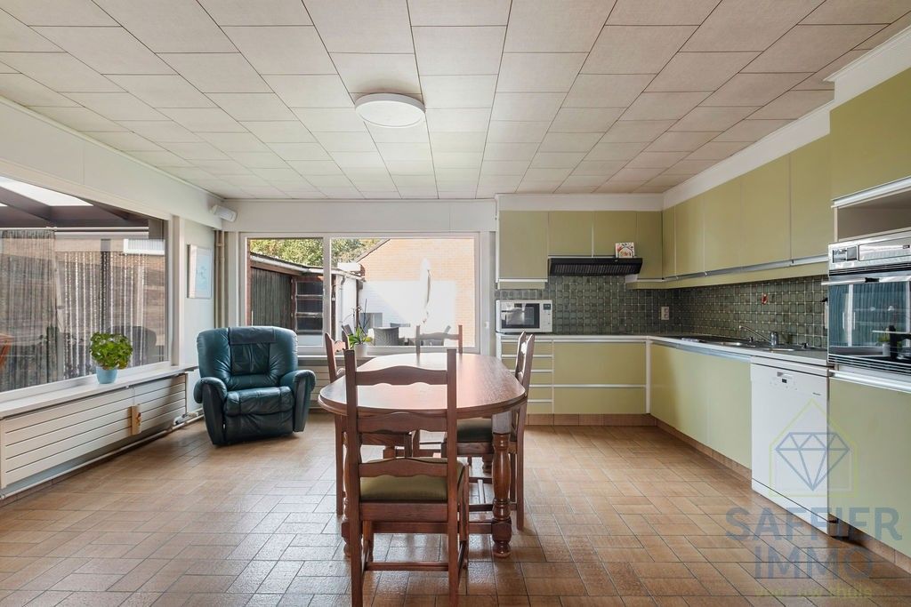 Ruime woning zonder renovatieplicht in de Seizoenswijk te Kuurne foto 16