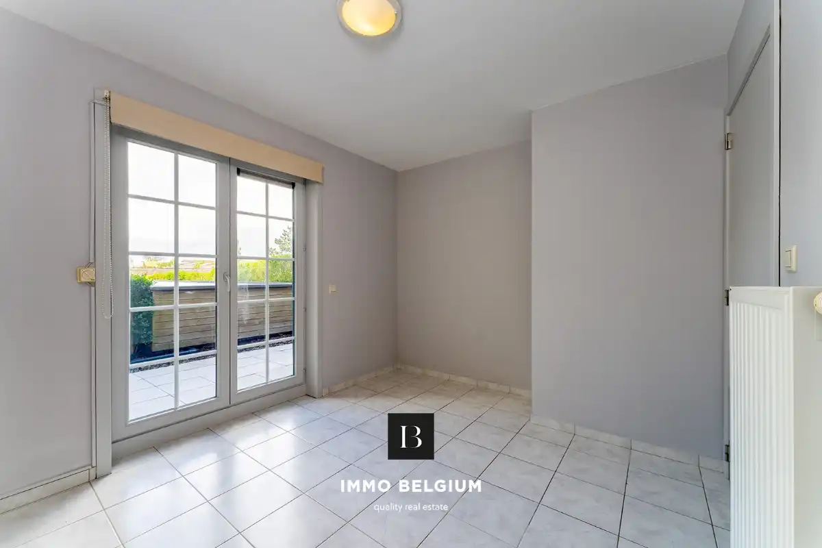 Hedendaags appartement met tuin en 2 slaapkamers nabij het strand foto 9