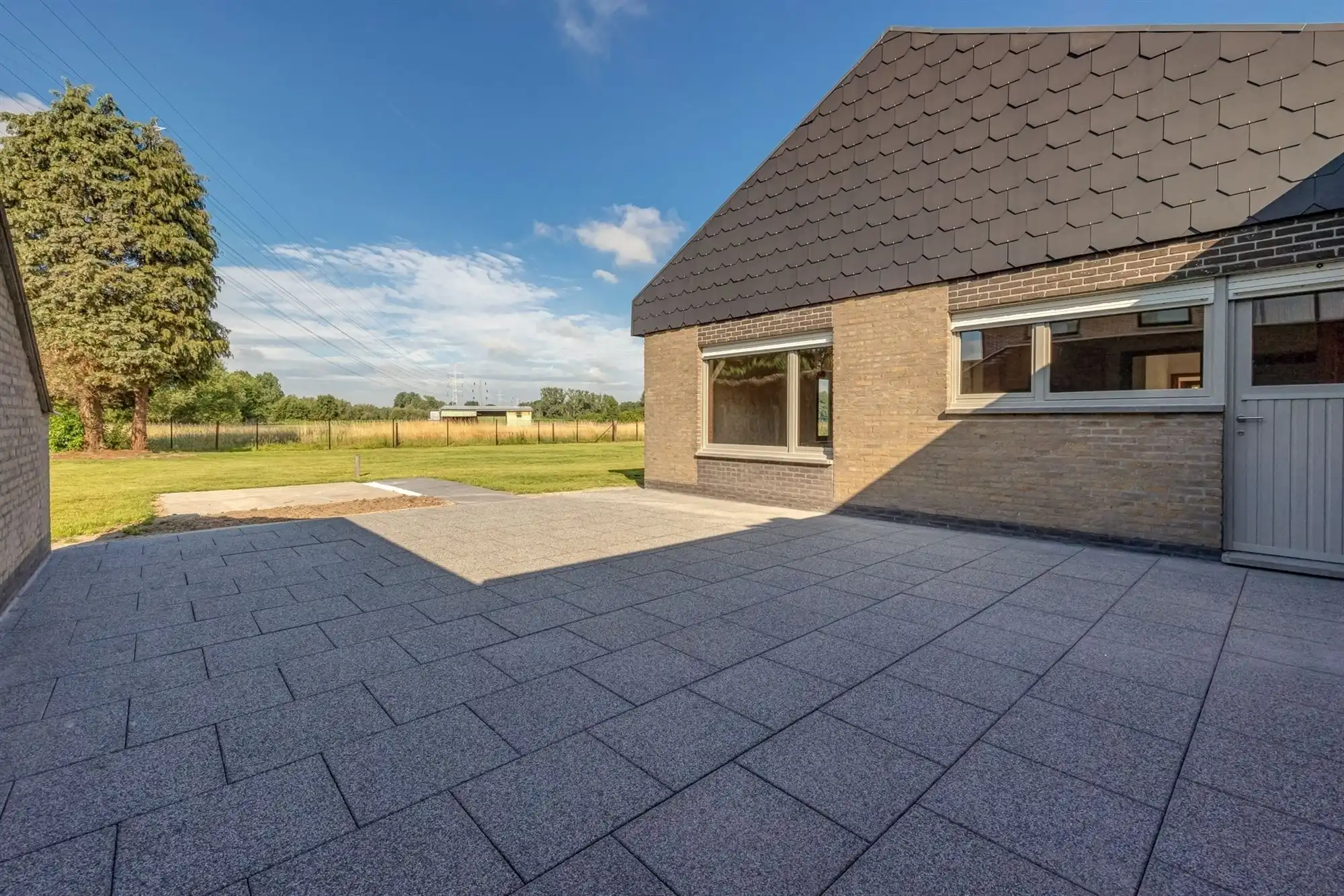 Bungalow op perceel van ca 1824m² in het groen foto 28