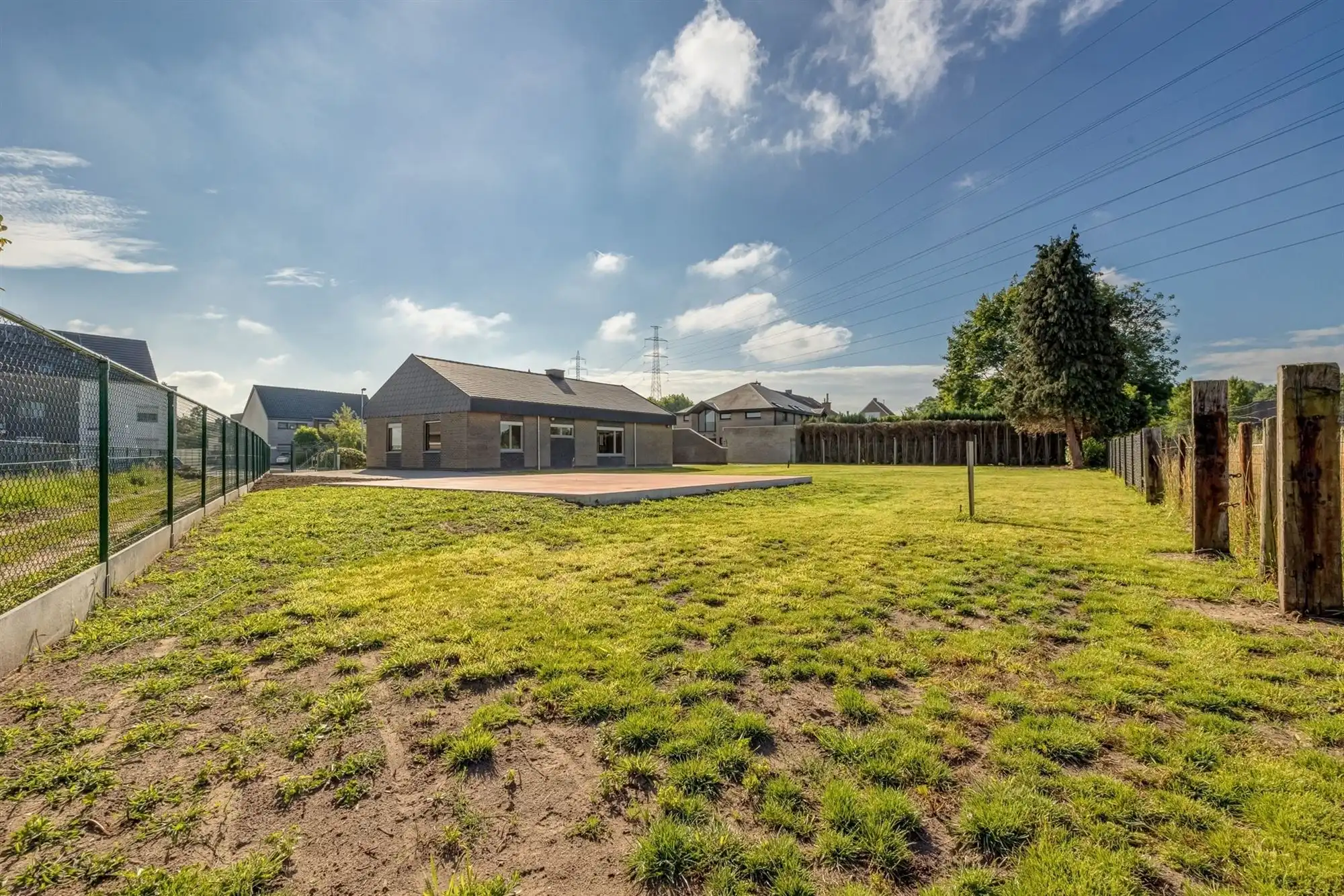 Bungalow op perceel van ca 1824m² in het groen foto 28