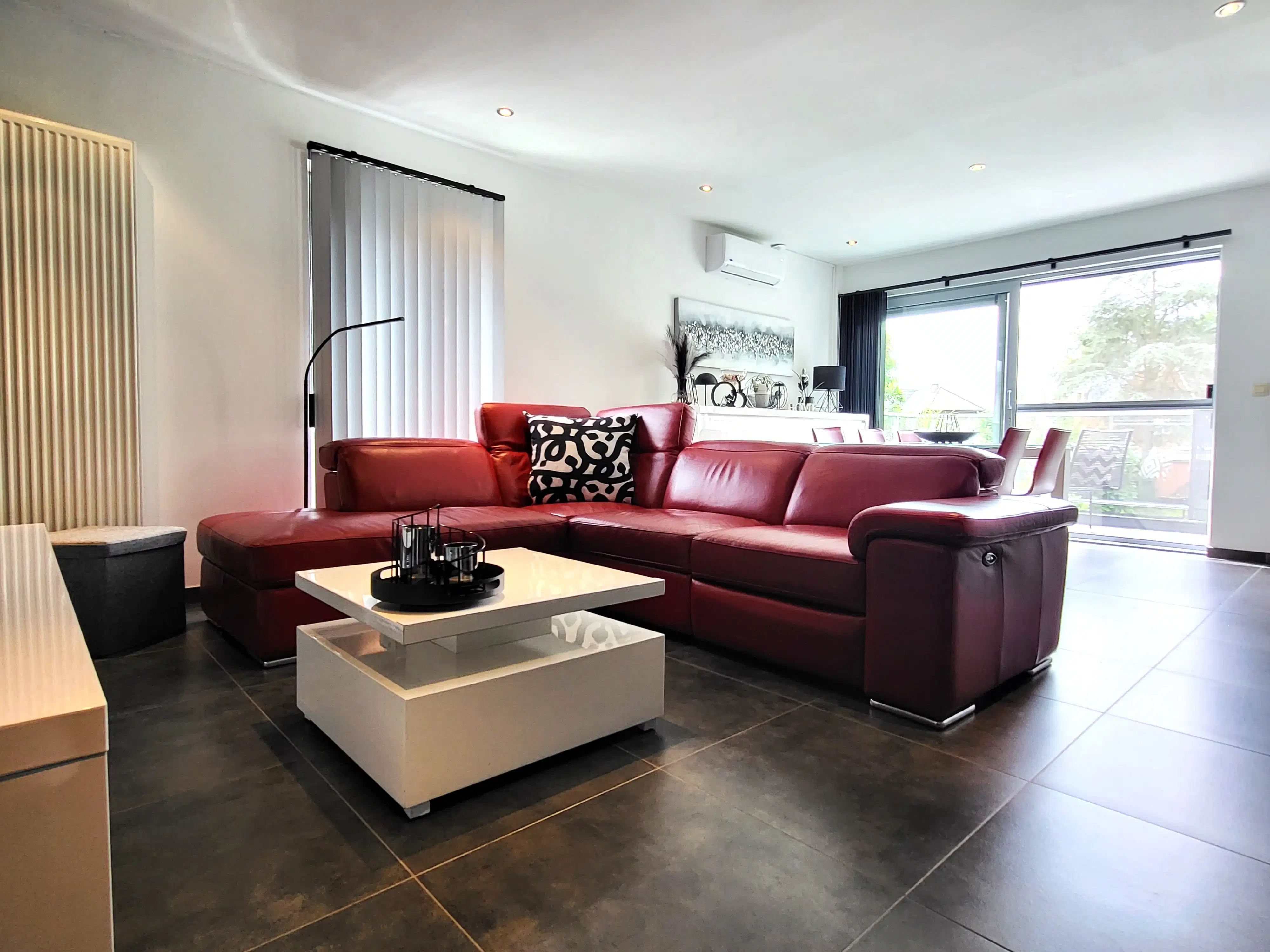 Op zoek naar een instapklaar appartement waar comfort en een uitstekende ligging samenkomen?  foto 9