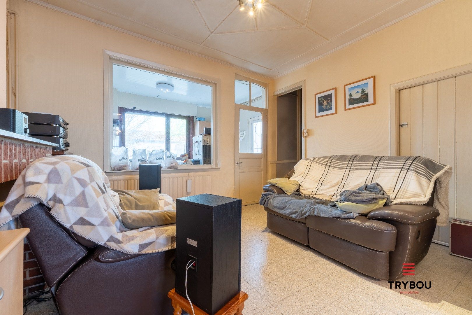 Te renoveren halfopen woning op ruim perceel van 1422m² foto 6