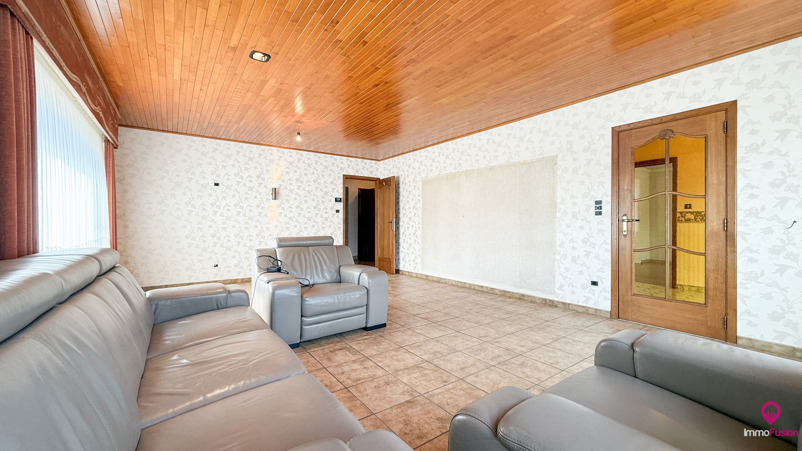 Ruime bungalow met 3 slaapkamers in groene buurt!  foto 4
