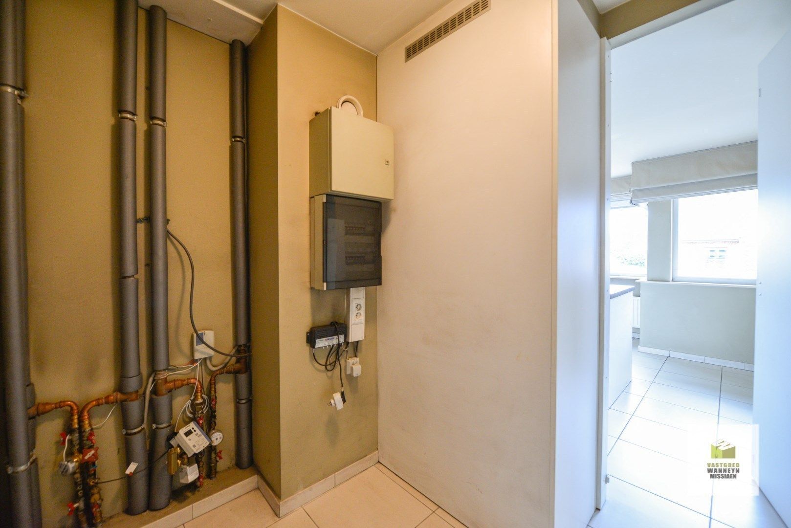 Instapklaar appartement met 2 slaapkamers en terras in het centrum van Wingene foto 9