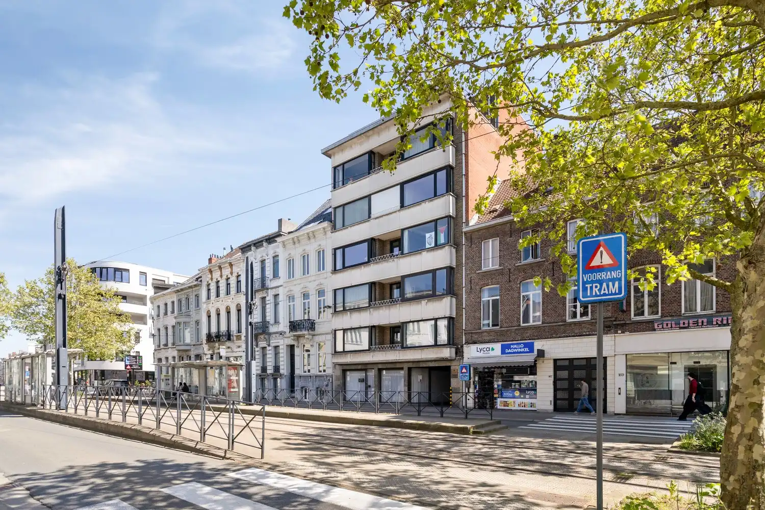 Hoogwaardig gerenoveerd 2 slaapkamer appartement nabij Citadelpark foto 17