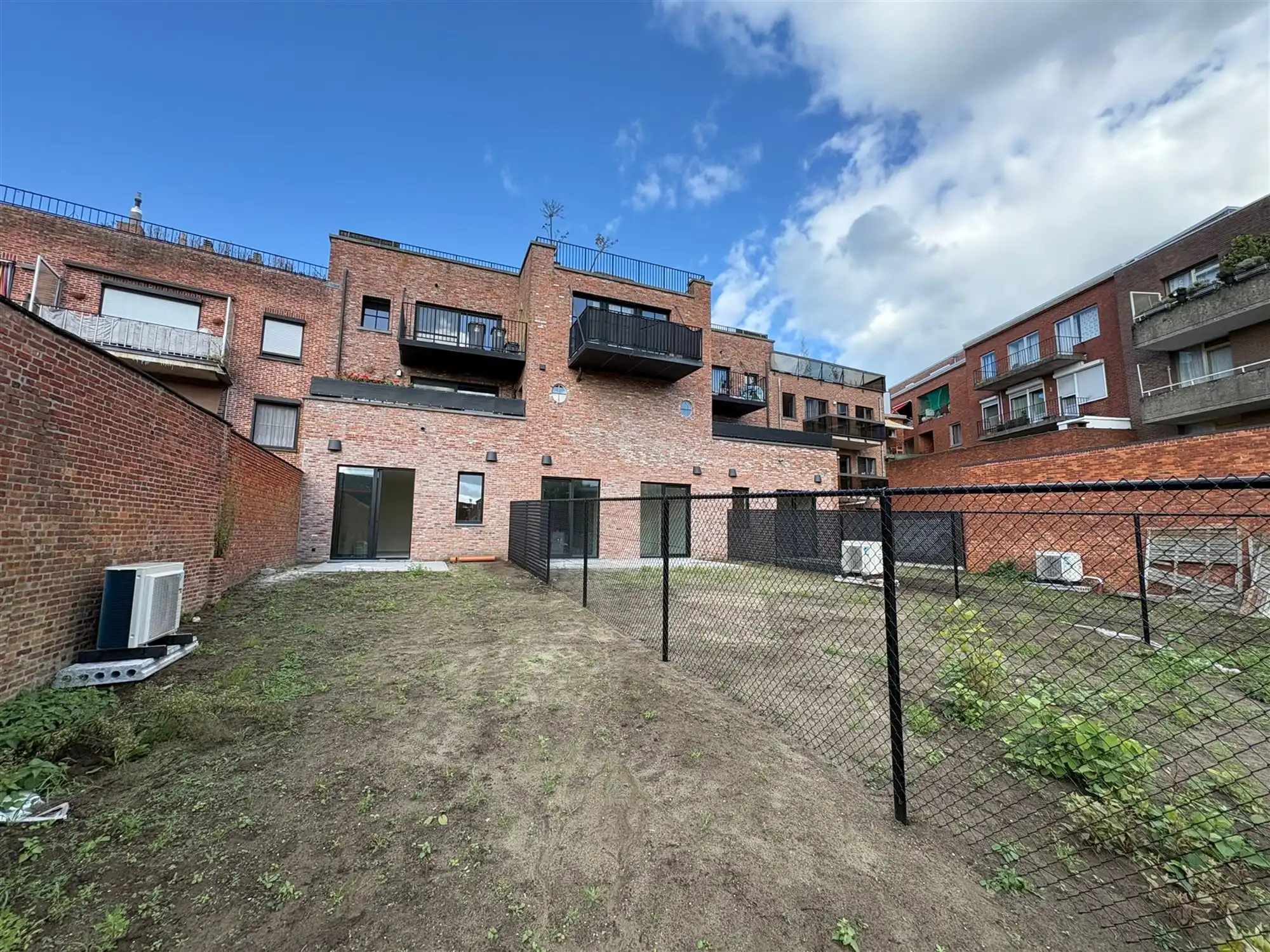 Ruim appartement met 1 slaapkamer en grote zuidtuin. foto 16