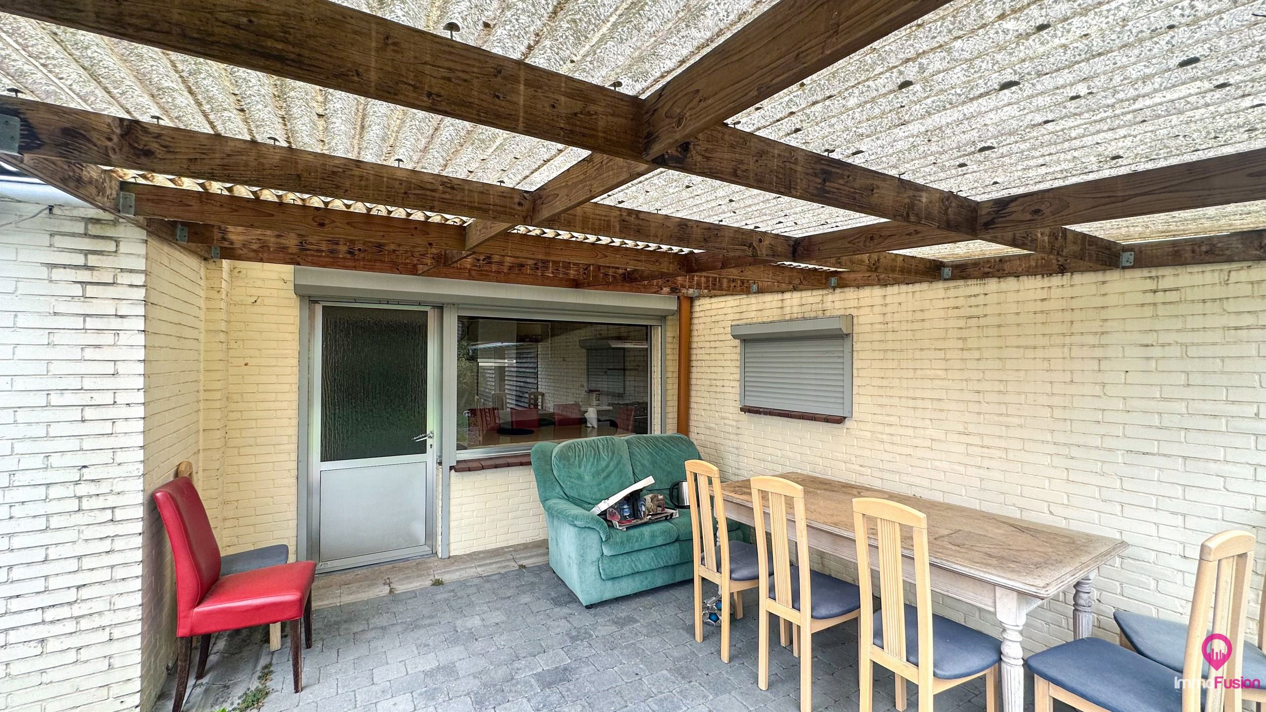 Te renoveren woning met potentieel te koop in Houthalen! foto 26