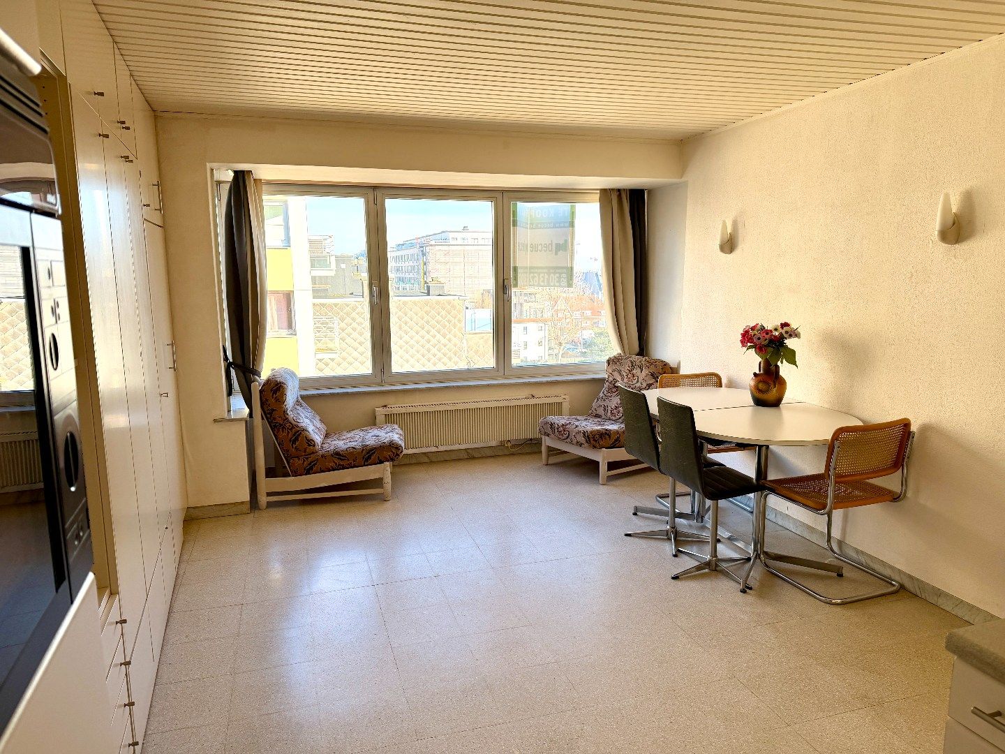 Gezellig 1 slaapkamer appartement met zijdelings zeezicht foto 2