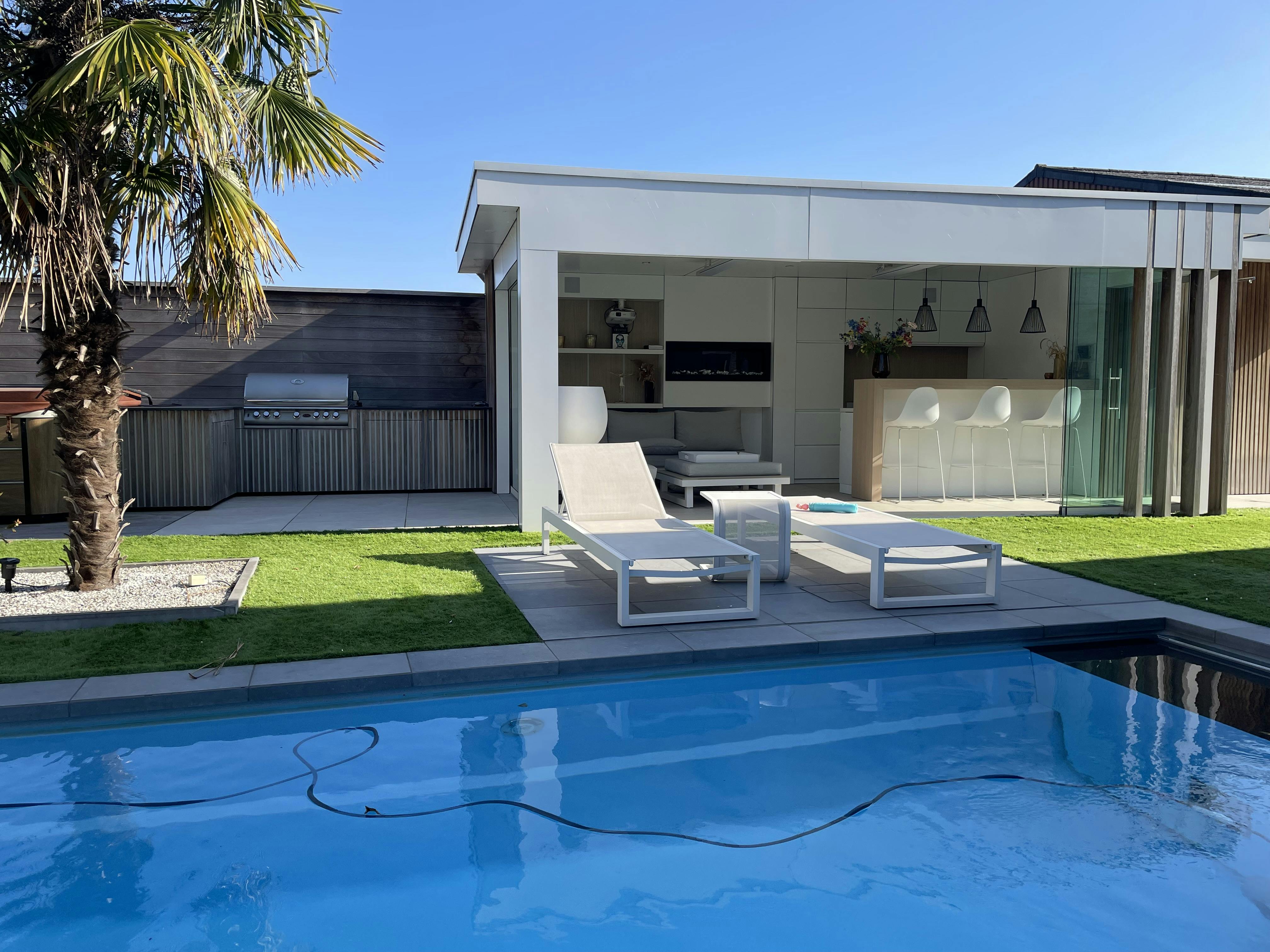 Luxe villa met exclusieve tuin en magazijn in KMO-zone foto 90