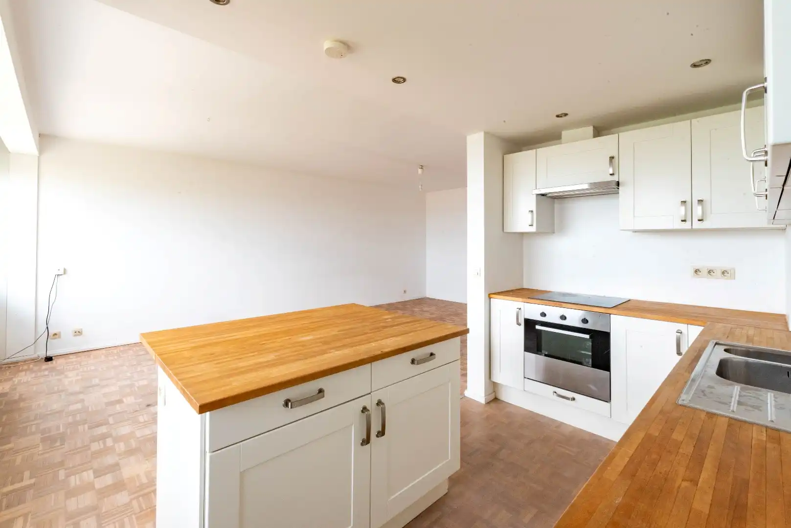 2 slaapkamer appartement met veel lichtinval foto 5