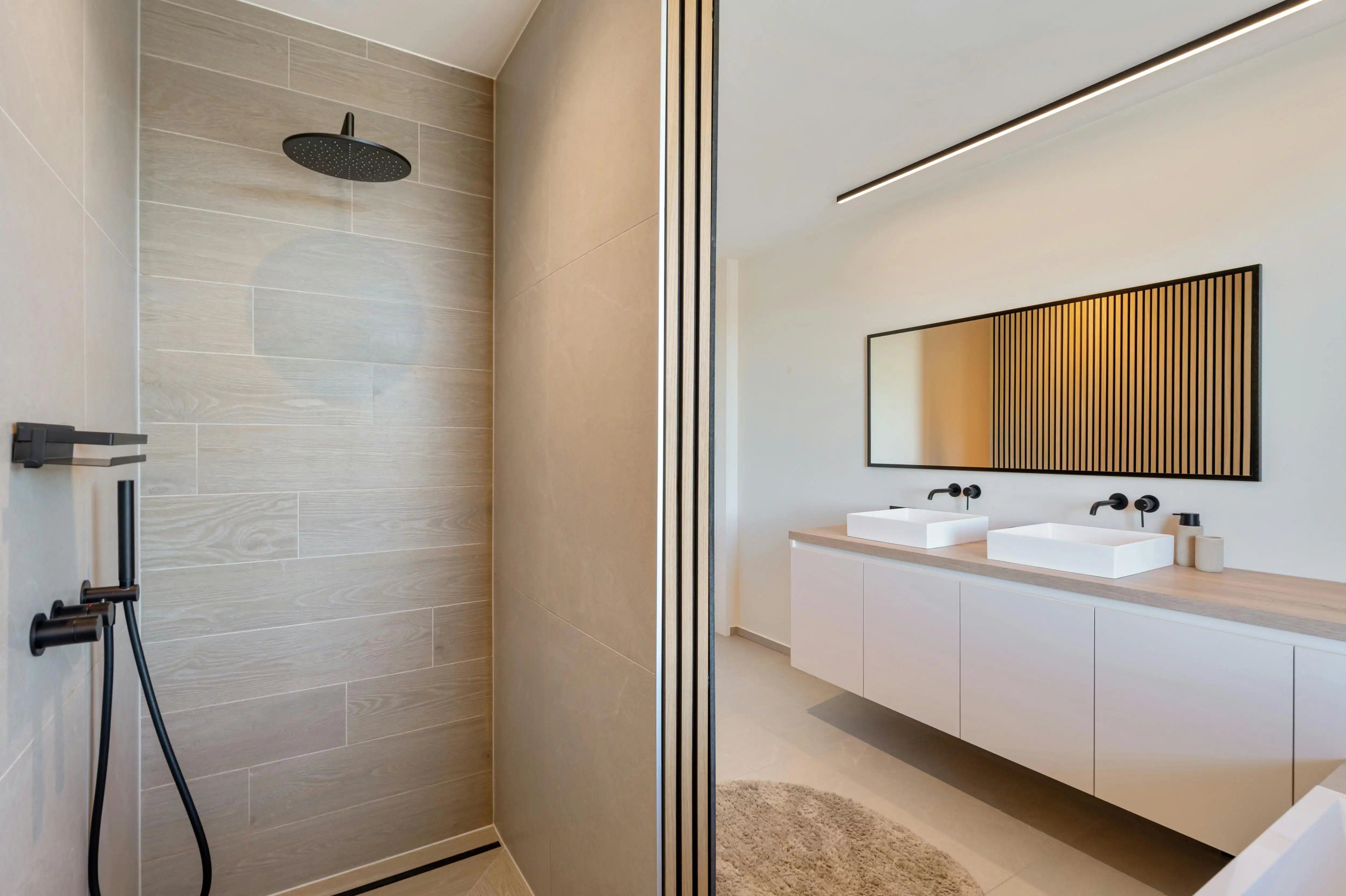 Exclusieve high-end villa met zwembad in Genk foto 15