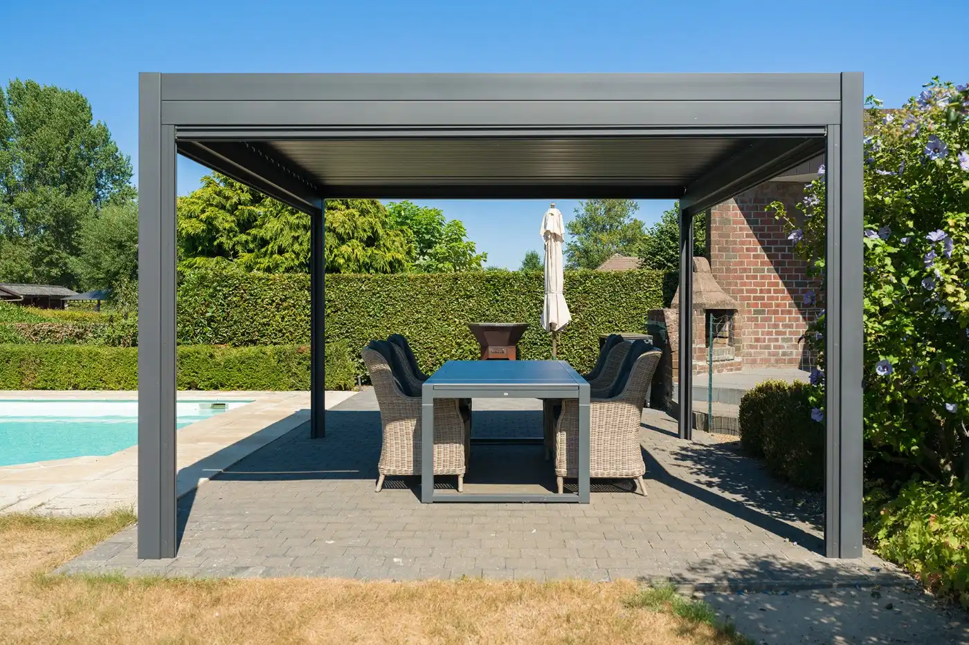 Top gelegen, ruime, vrijstaande woning met 3 slpk., garage en prachtige tuin foto 41