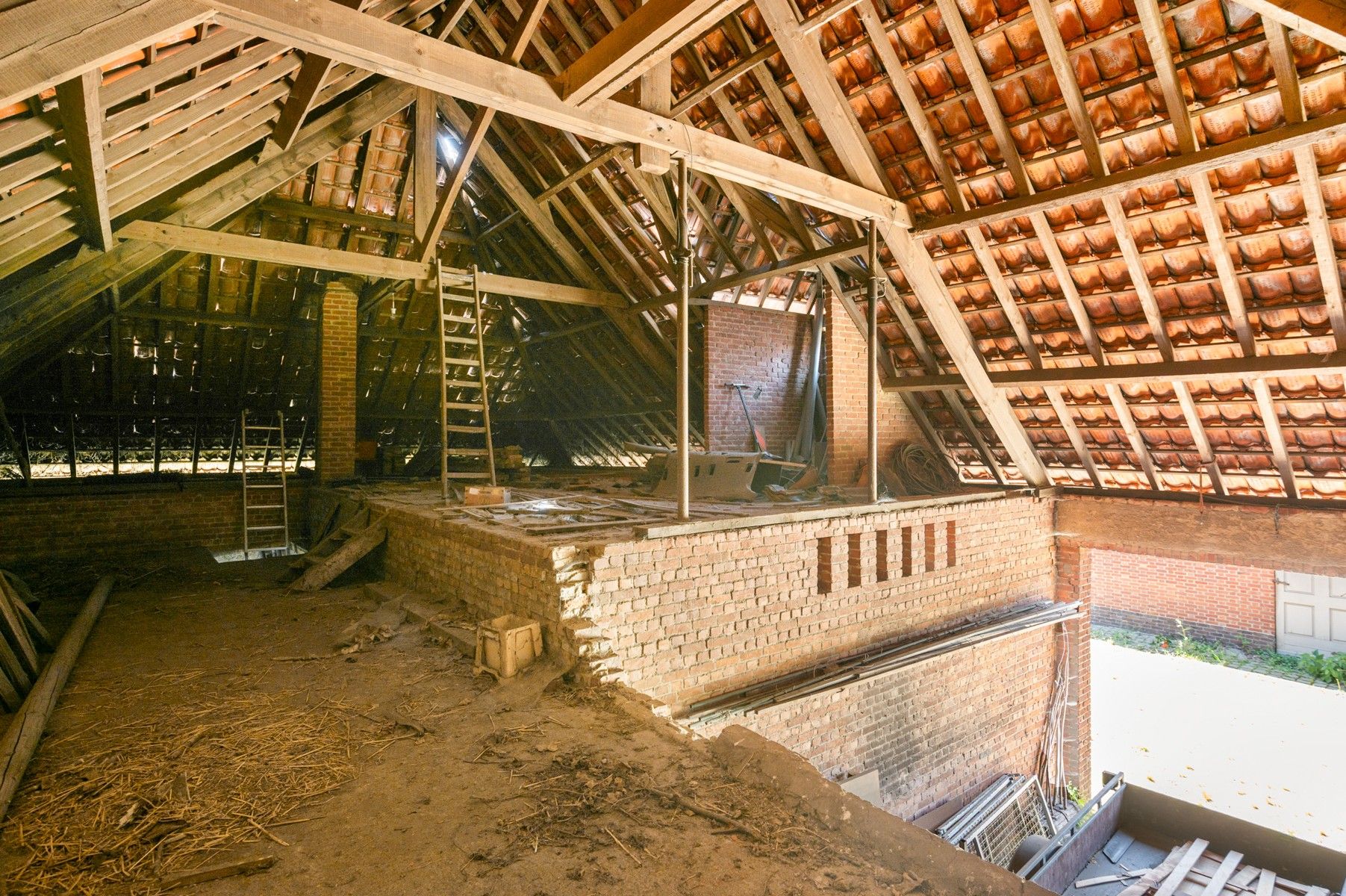 Hoevevilla op uniek perceel met veel potentieel foto 38