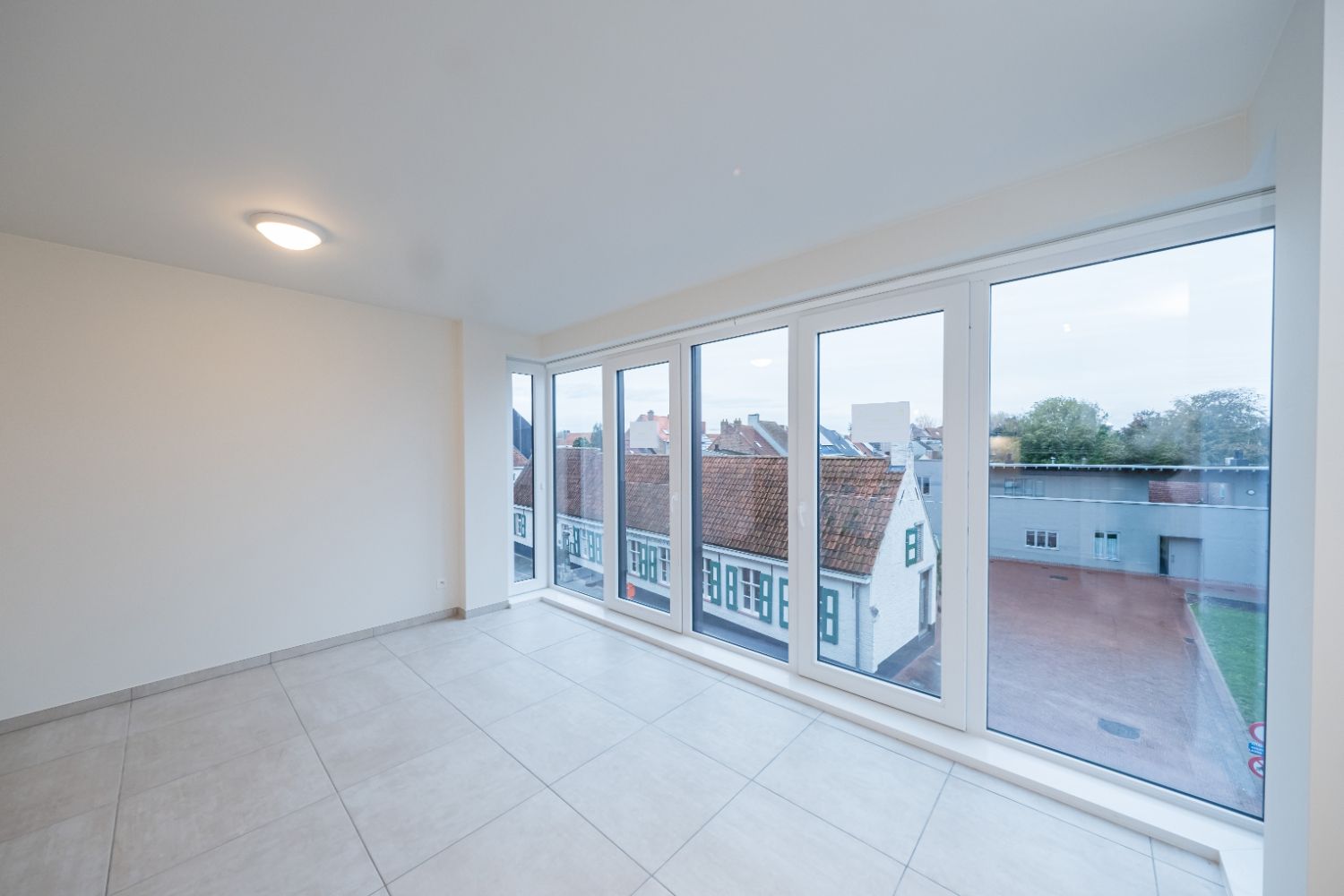 Appartement met 1 slaapkamer te koop in Gistel centrum foto 4