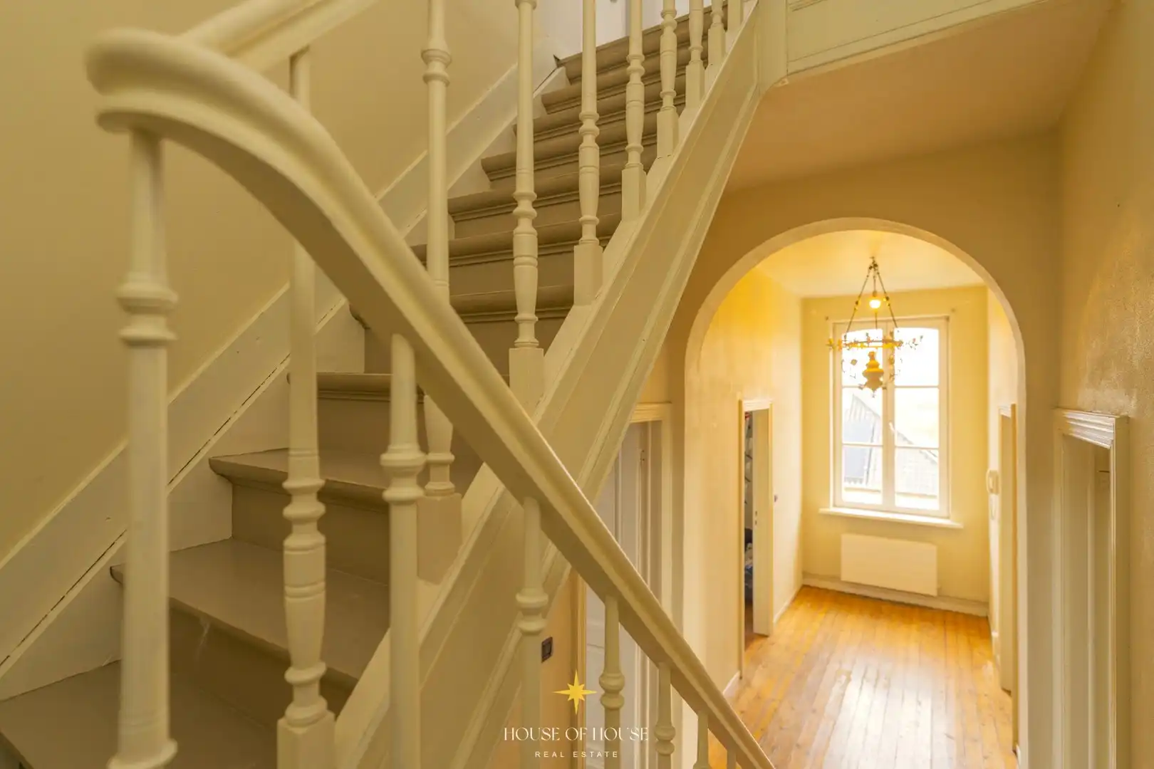 Karaktervolle directeurswoning in voormalige gemeenteschool (1868) – mogelijkheid vergunbaarheid vakantiewoning – geen renovatieverplichting foto 11