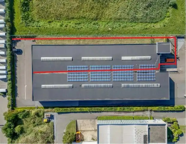 Industrieel gebouw op strategische locatie foto 2