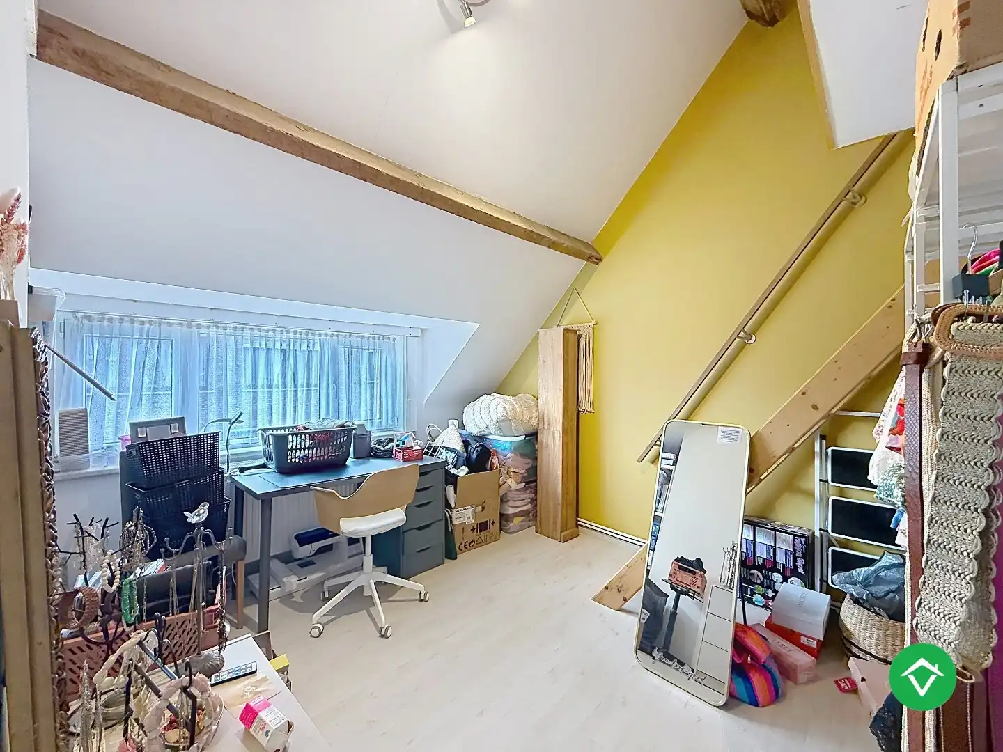 Woning met twee slaapkamers en tuin te Eernegem foto 13