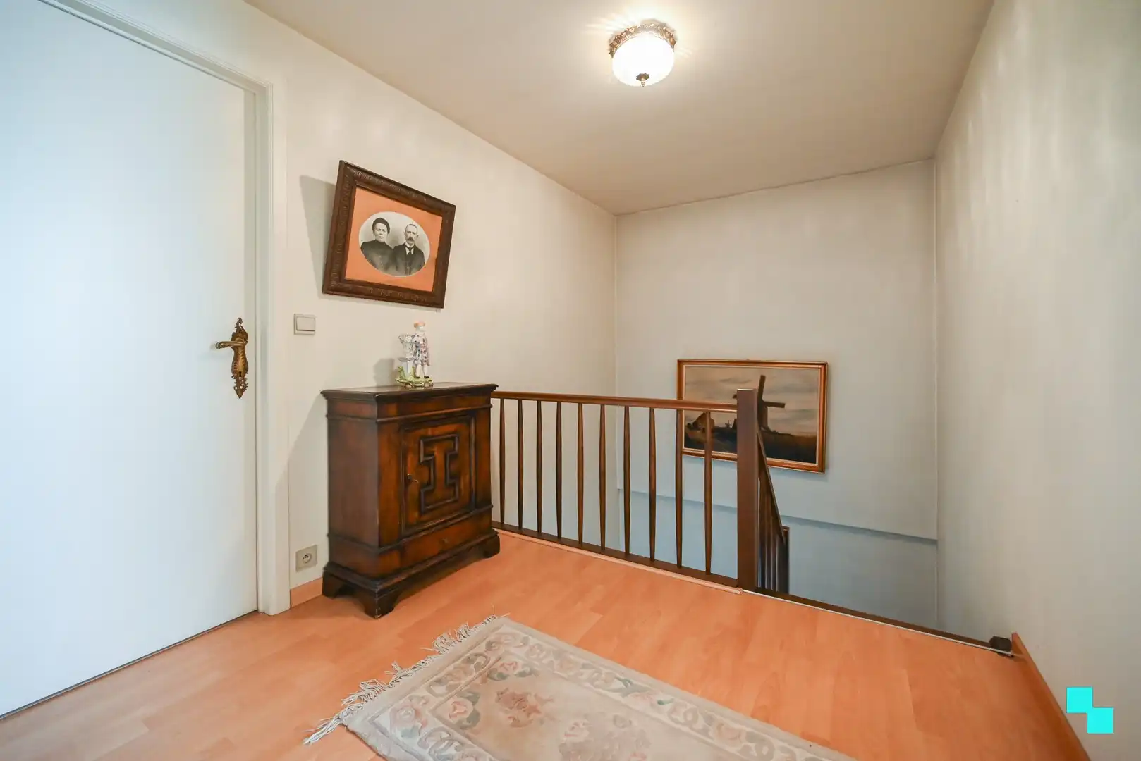 Zeer ruime woning met naastliggend interessant perceel te Izegem foto 26