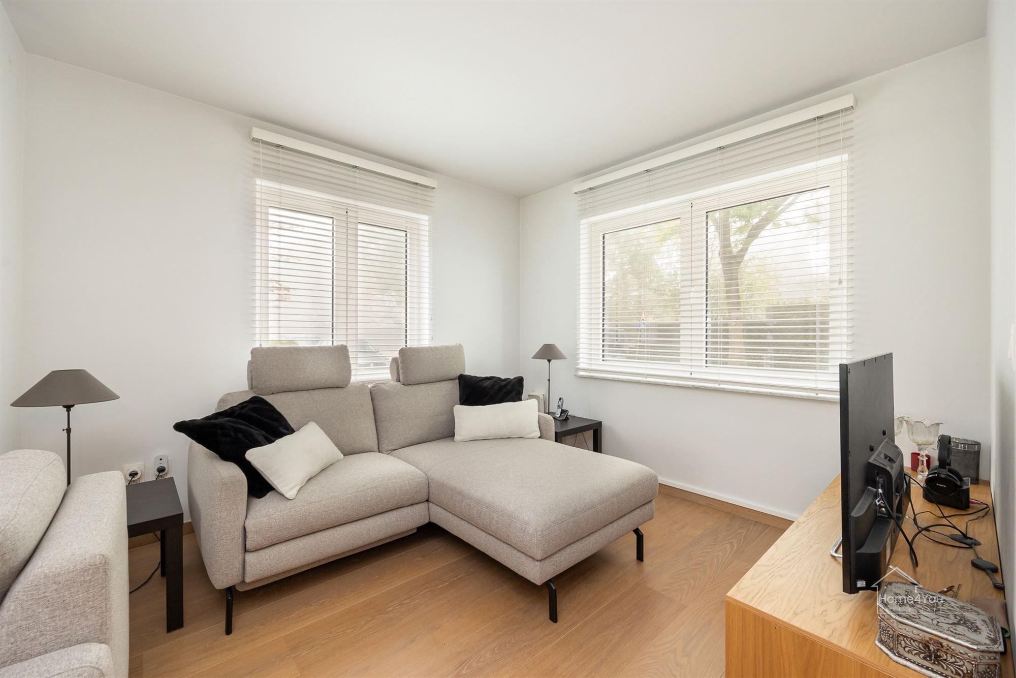 Instapklare gezinswoning met 4 slaapkamers en tuin foto 14