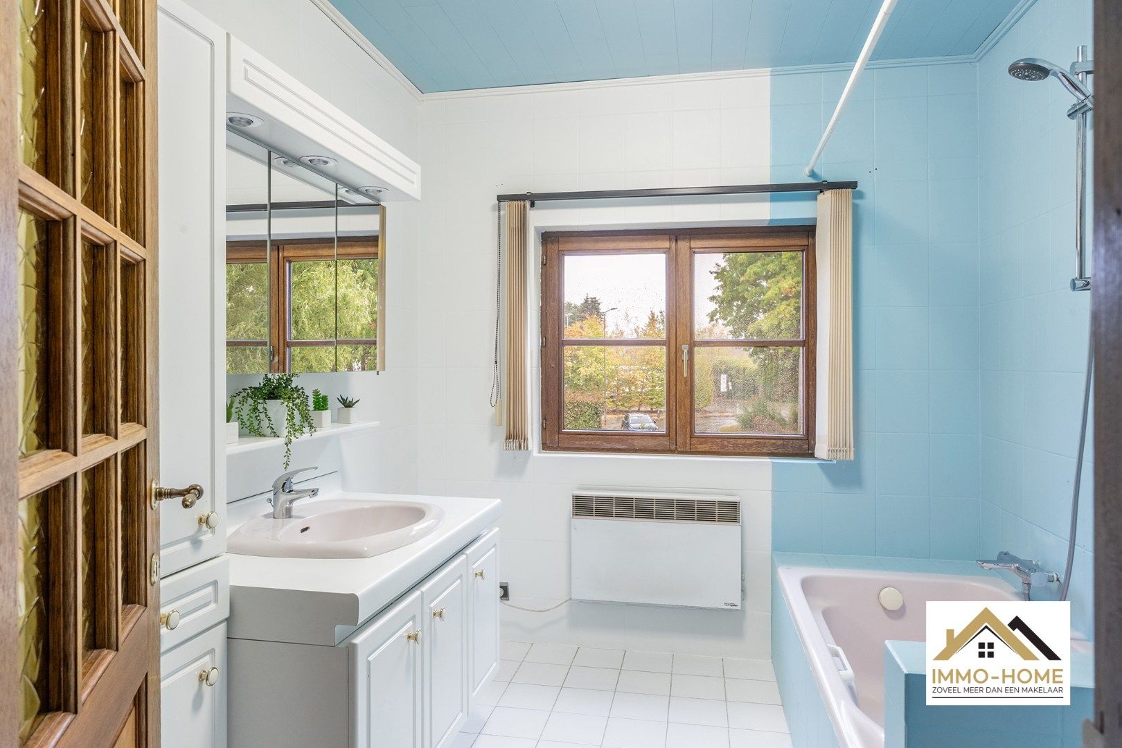 imposante woning MET extra atelier/werkplaats!! foto 24