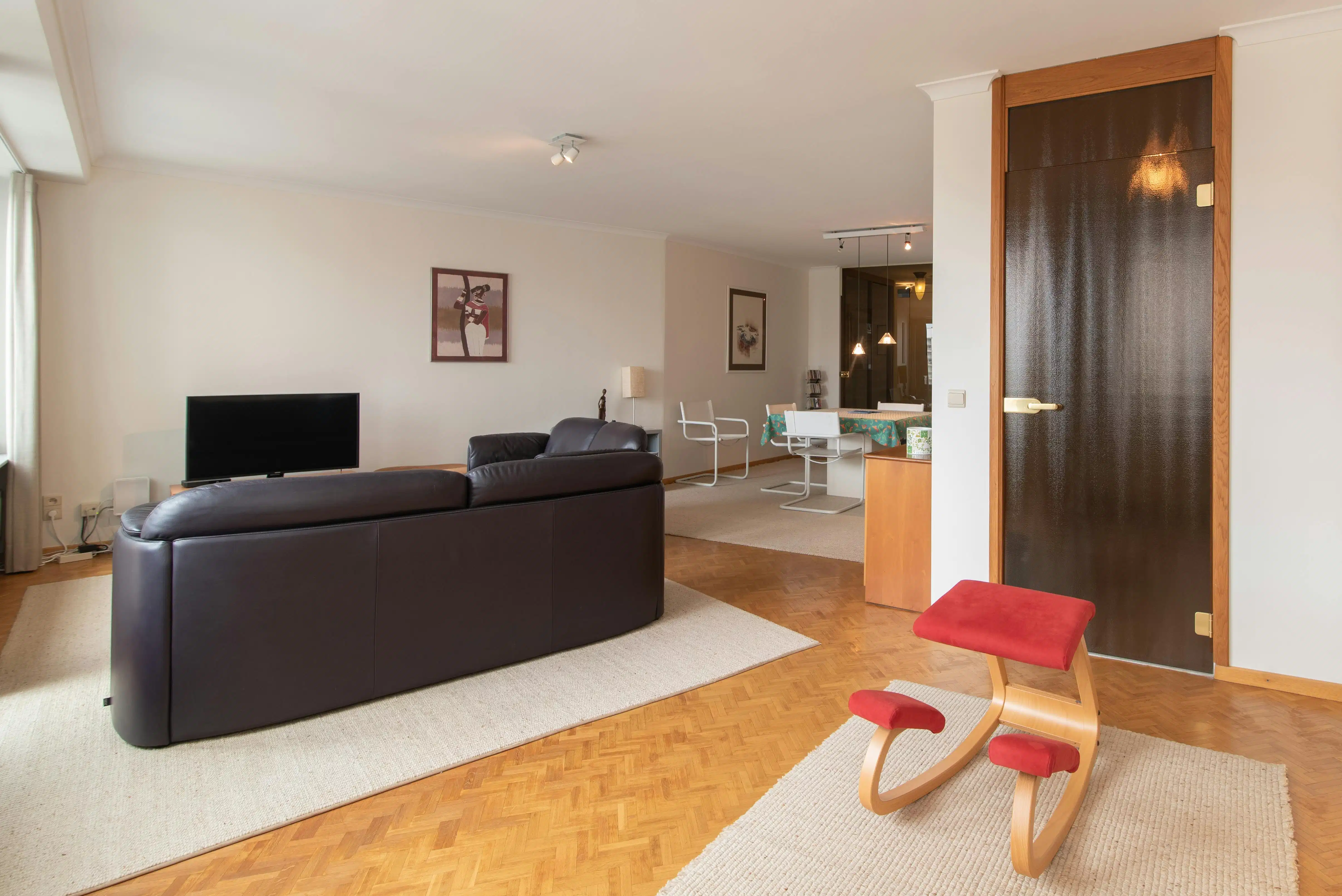 Instapklaar 2-slaapkamer appartement te Oostende foto 5