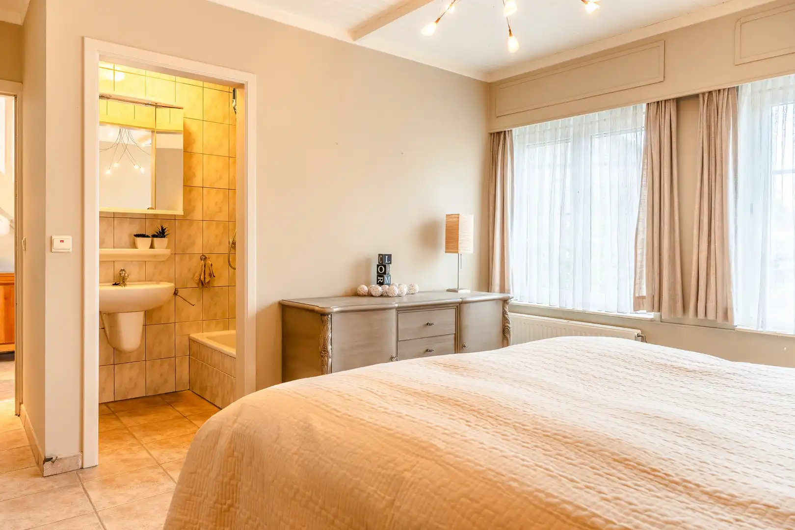 Een warm familiehuis met een vleugje Zuid-Frankrijk foto 9