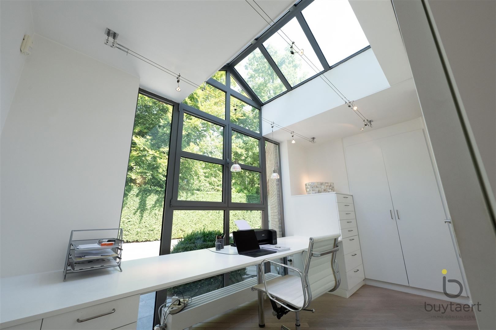 Wonen én werken in luxe familiewoning in begeerde Vriesdonkwijk foto 24