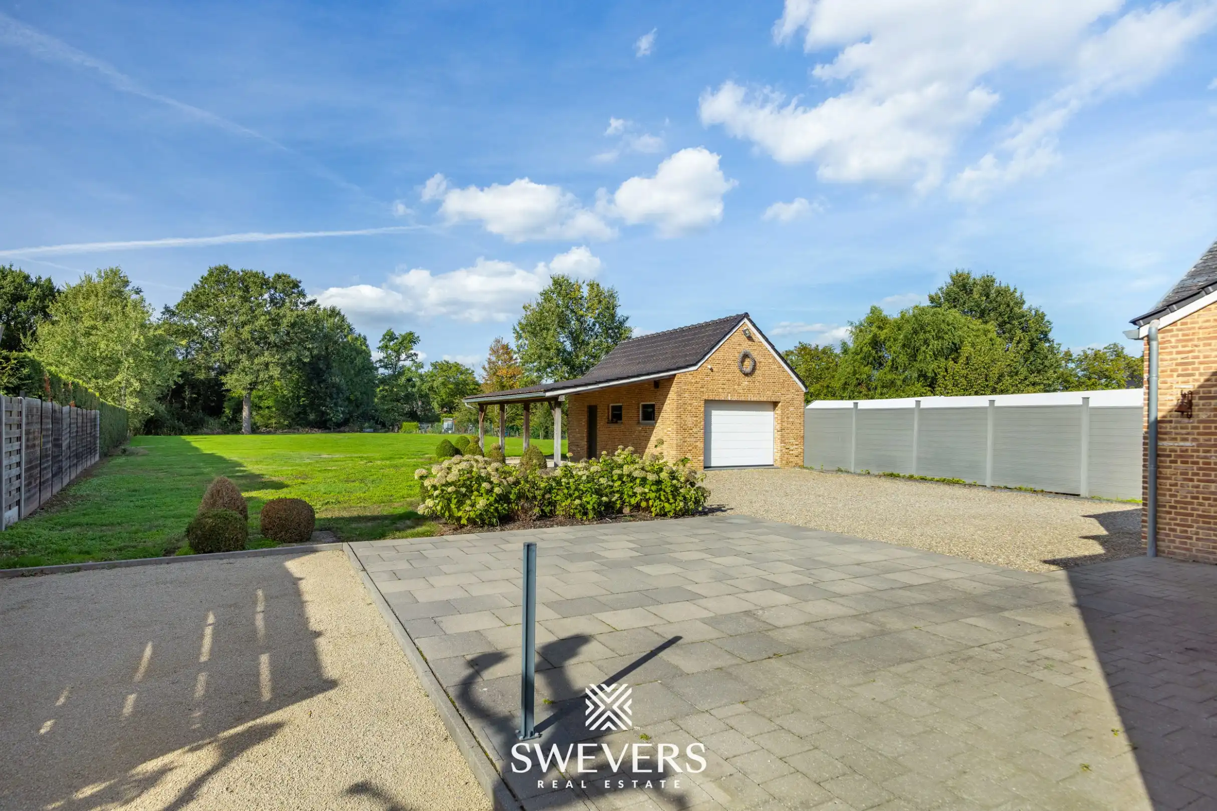 Instapklare woonst met studio op prachtig perceel (42a59ca) te Heusden-Zolder foto 15