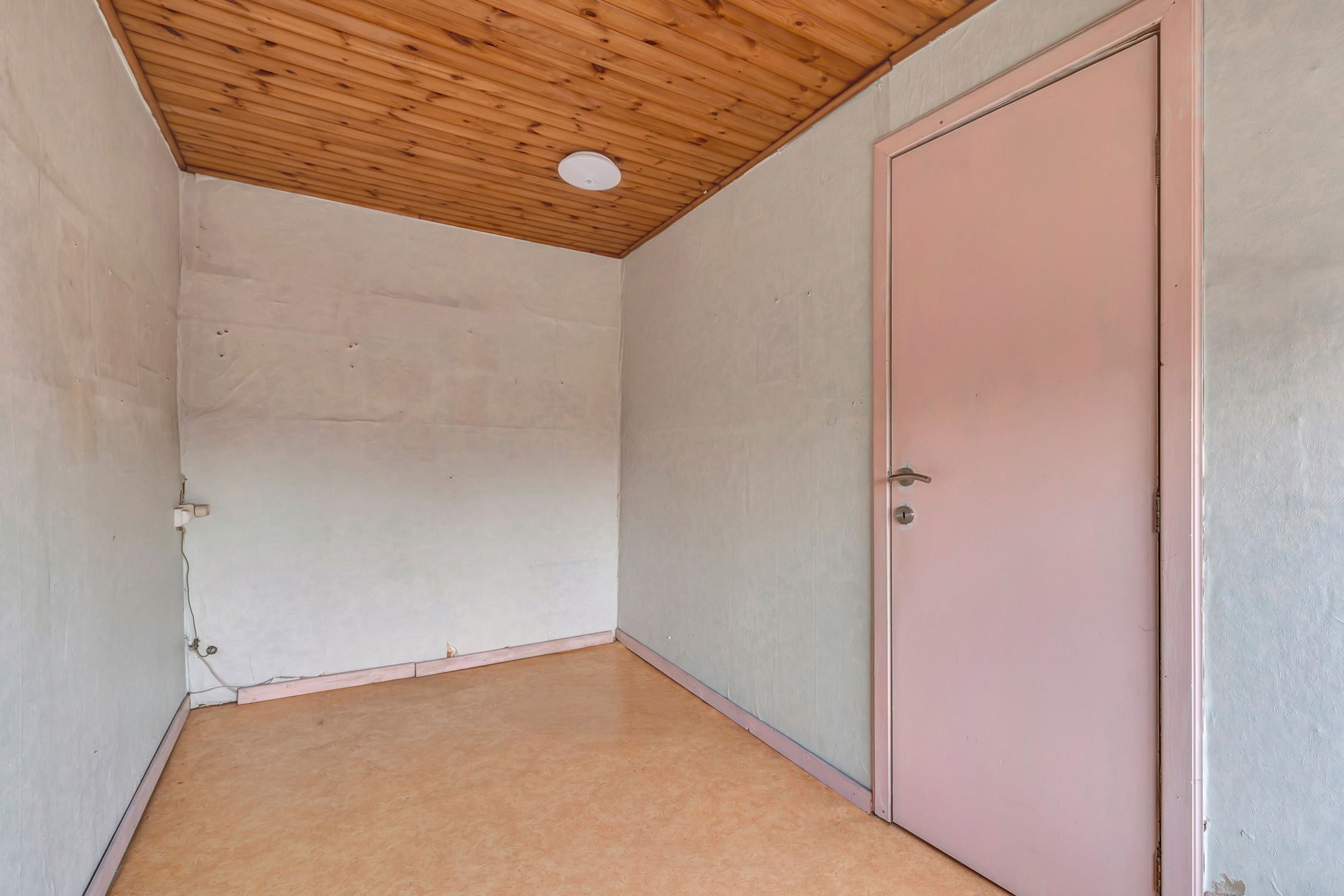 Te renoveren woning op toplocatie in Lede foto 11