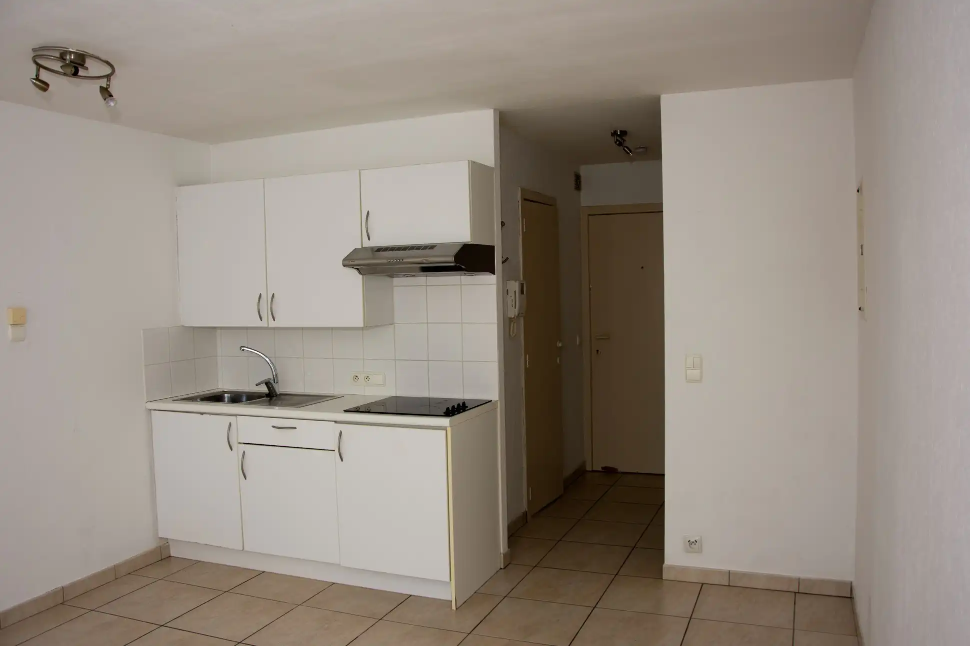 Leuke studio te koop in de Blutsyde Promenade te Bredene. foto 13