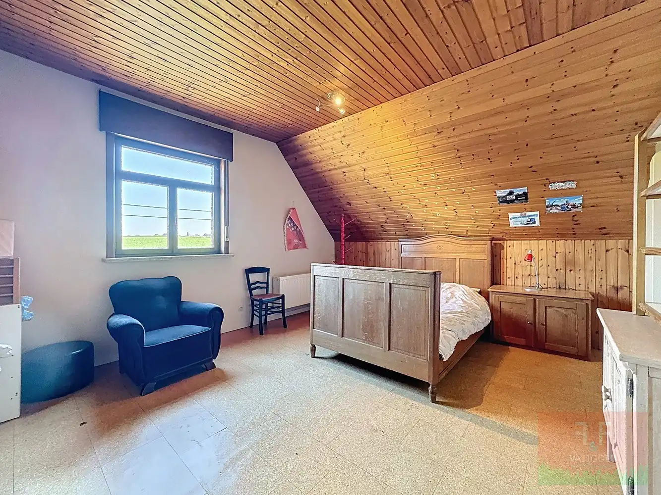 Vrijstaande eengezinswoning met 4 slaapkamers en 2 badkamers foto 26