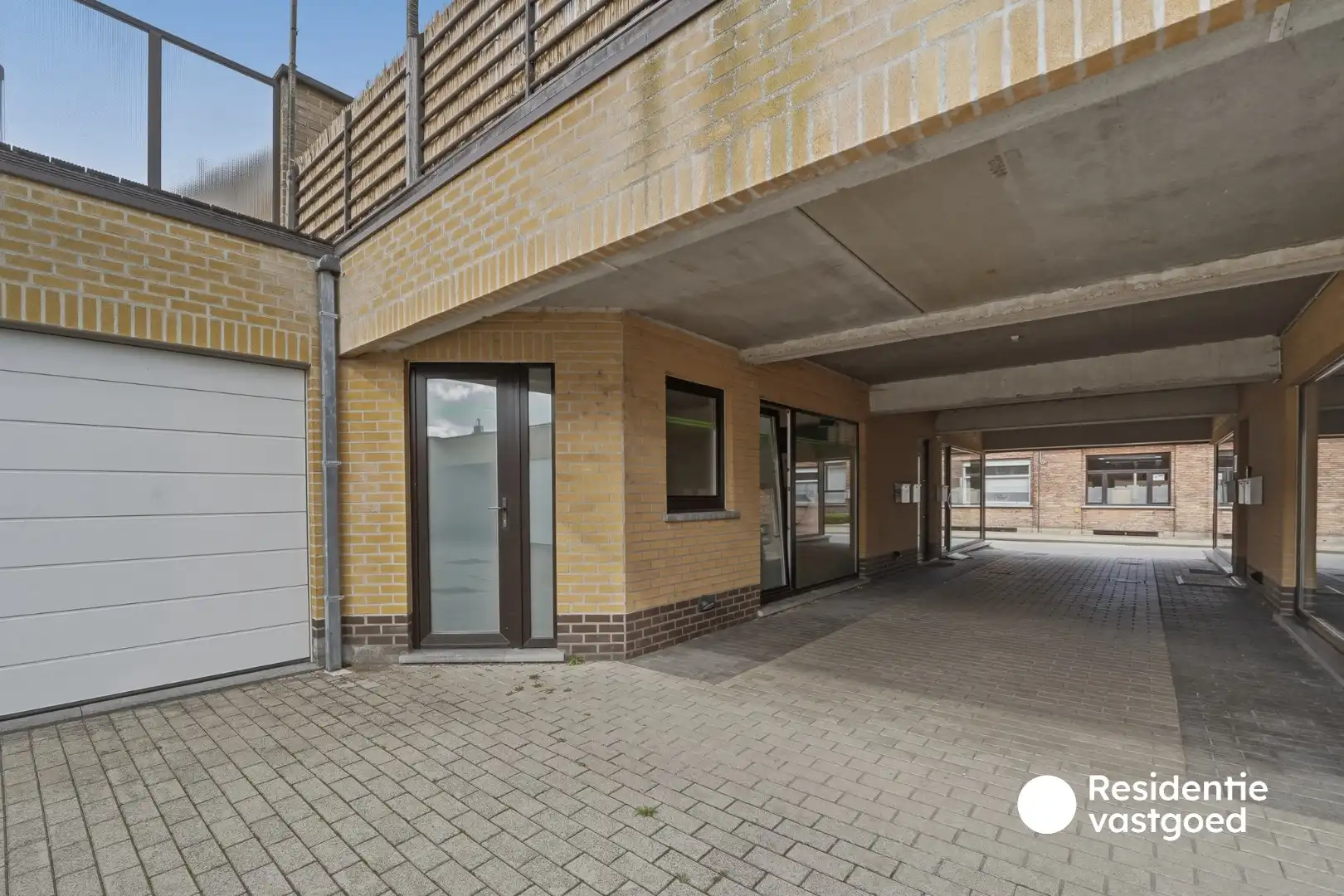 Handelszaak met commerciële mogelijkheden in Ettelgem foto 14