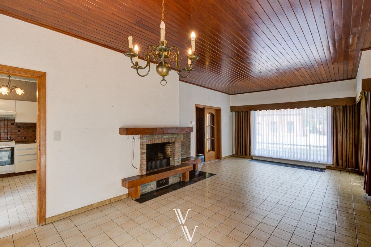 Mooi te renoveren landhuis met 3 slpk foto 8