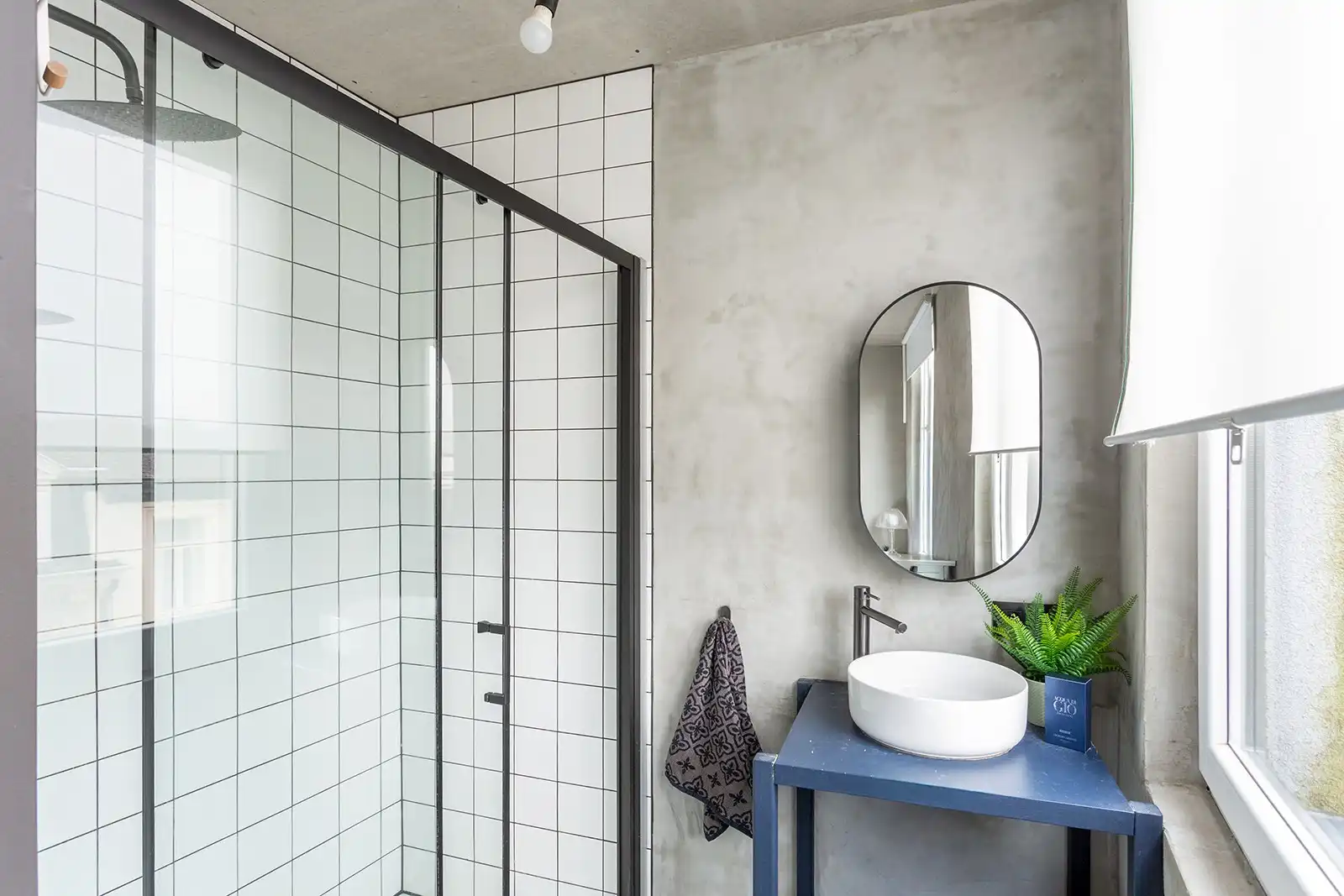 Energiezuinig appartement met industriële look nabij Markgravelei foto 12