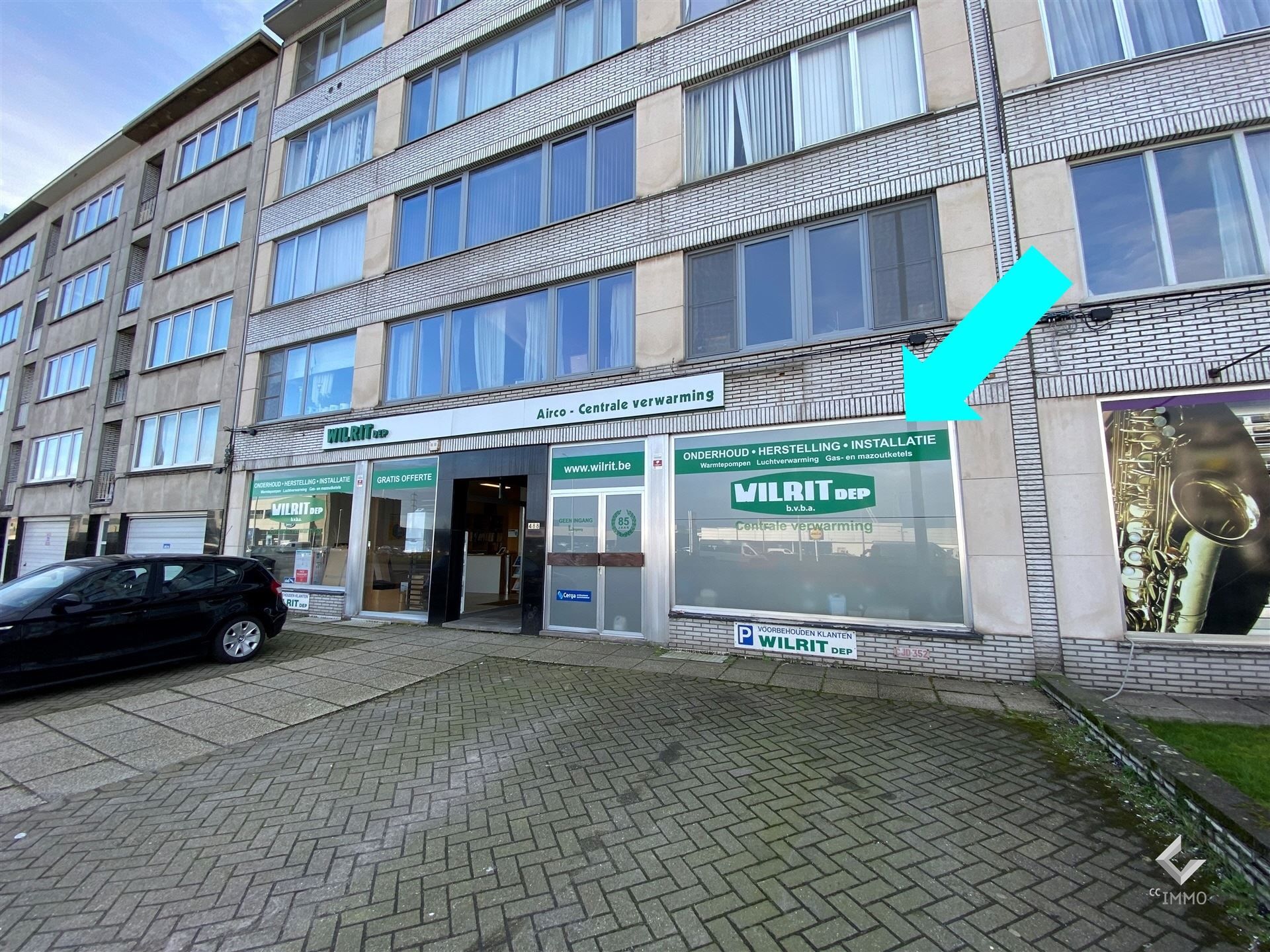 Handelspand met magazijn ca. 256m² op centrale ligging! foto {{pictureIndex}}