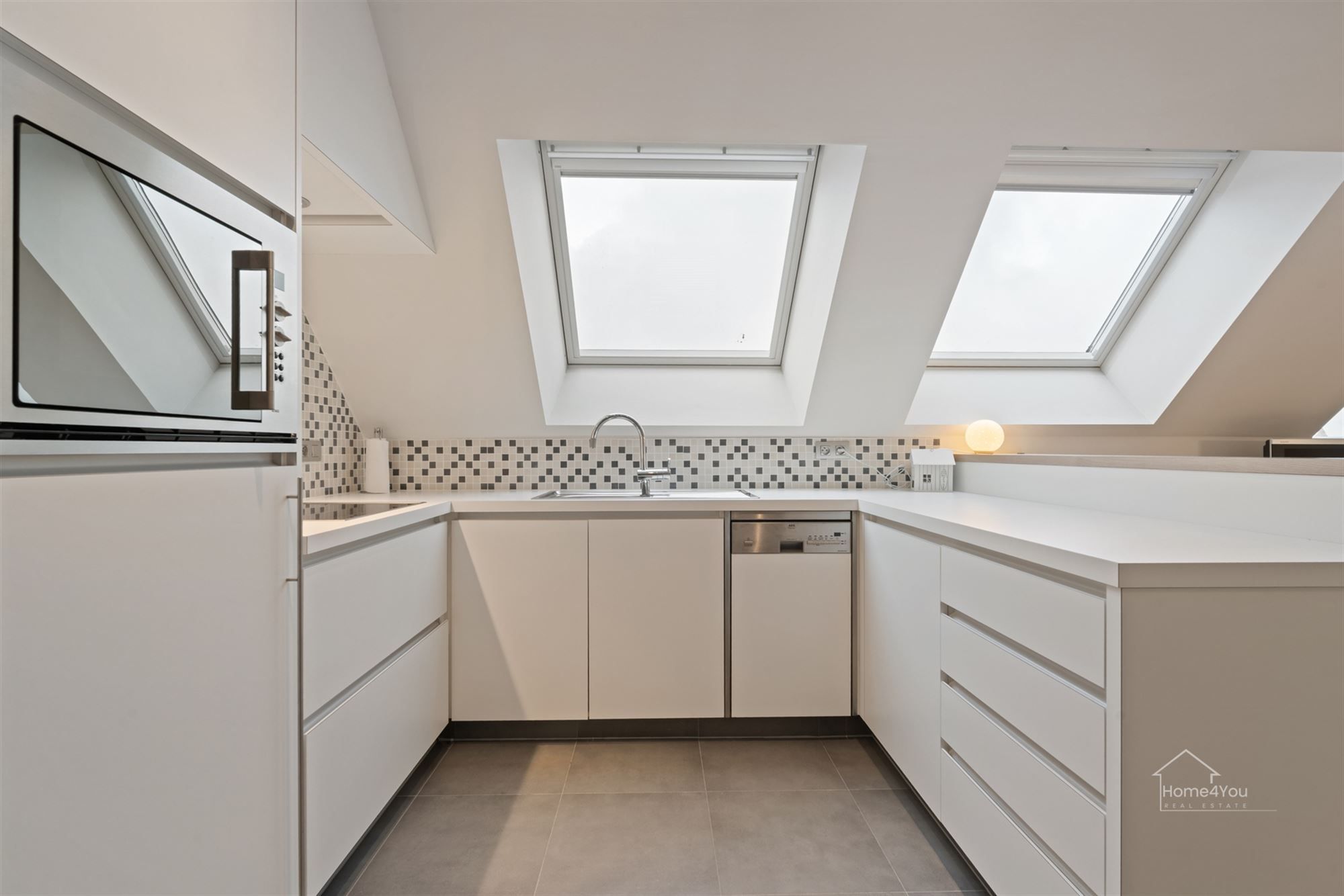 Uniek appartement op de 7e verdieping met terras en zeezicht foto 8