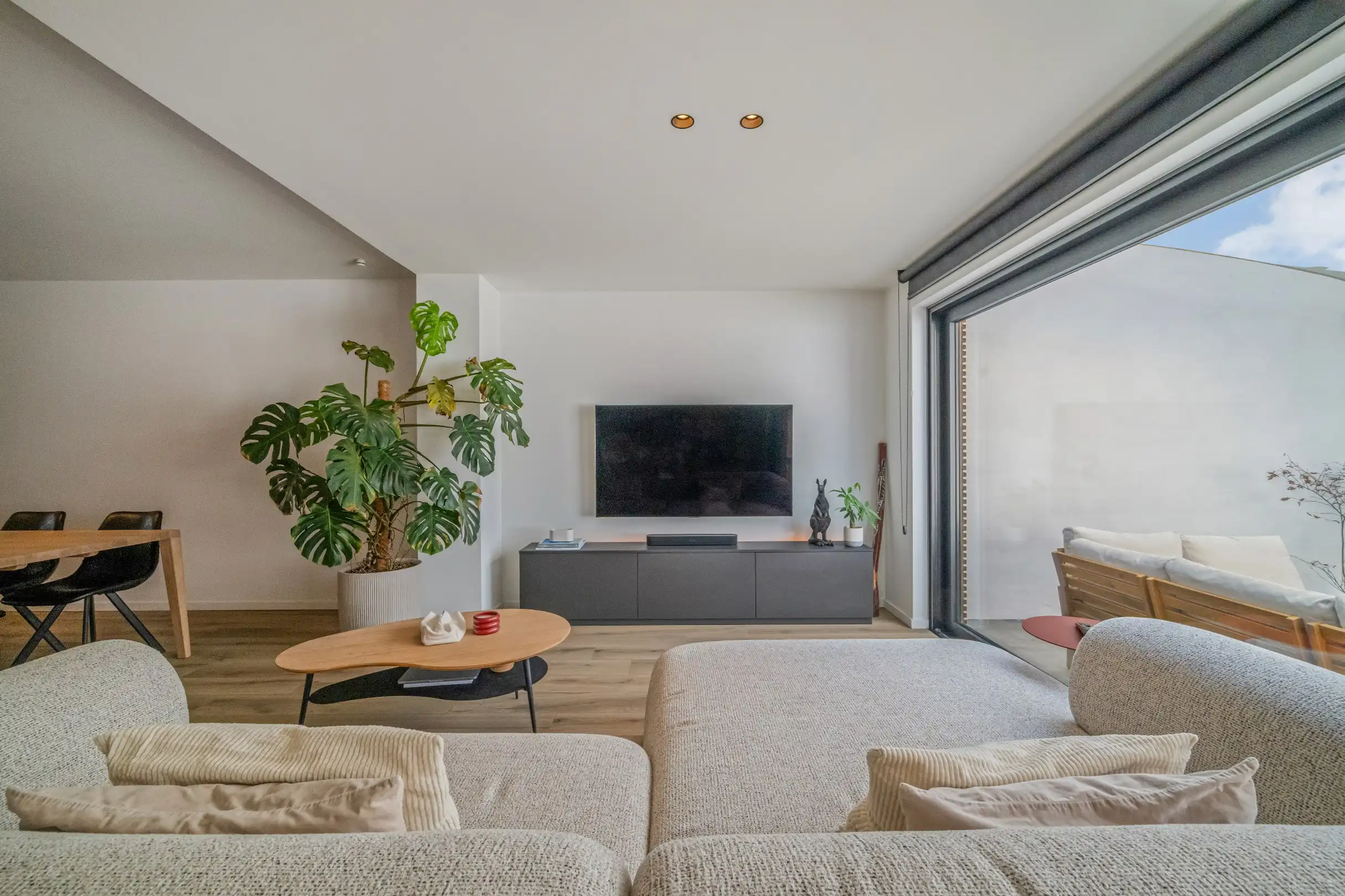 Schitterend gerenoveerd huis te Heist. Garage mogelijk! foto 5